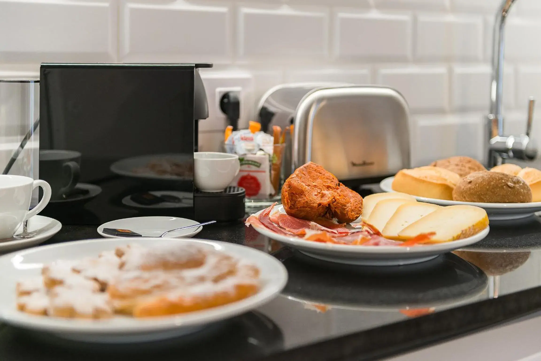 Breakfast in Divina Suites Hotel Boutique - Adults only Breakfast in Divina Suites Hotel Boutique - Adults only