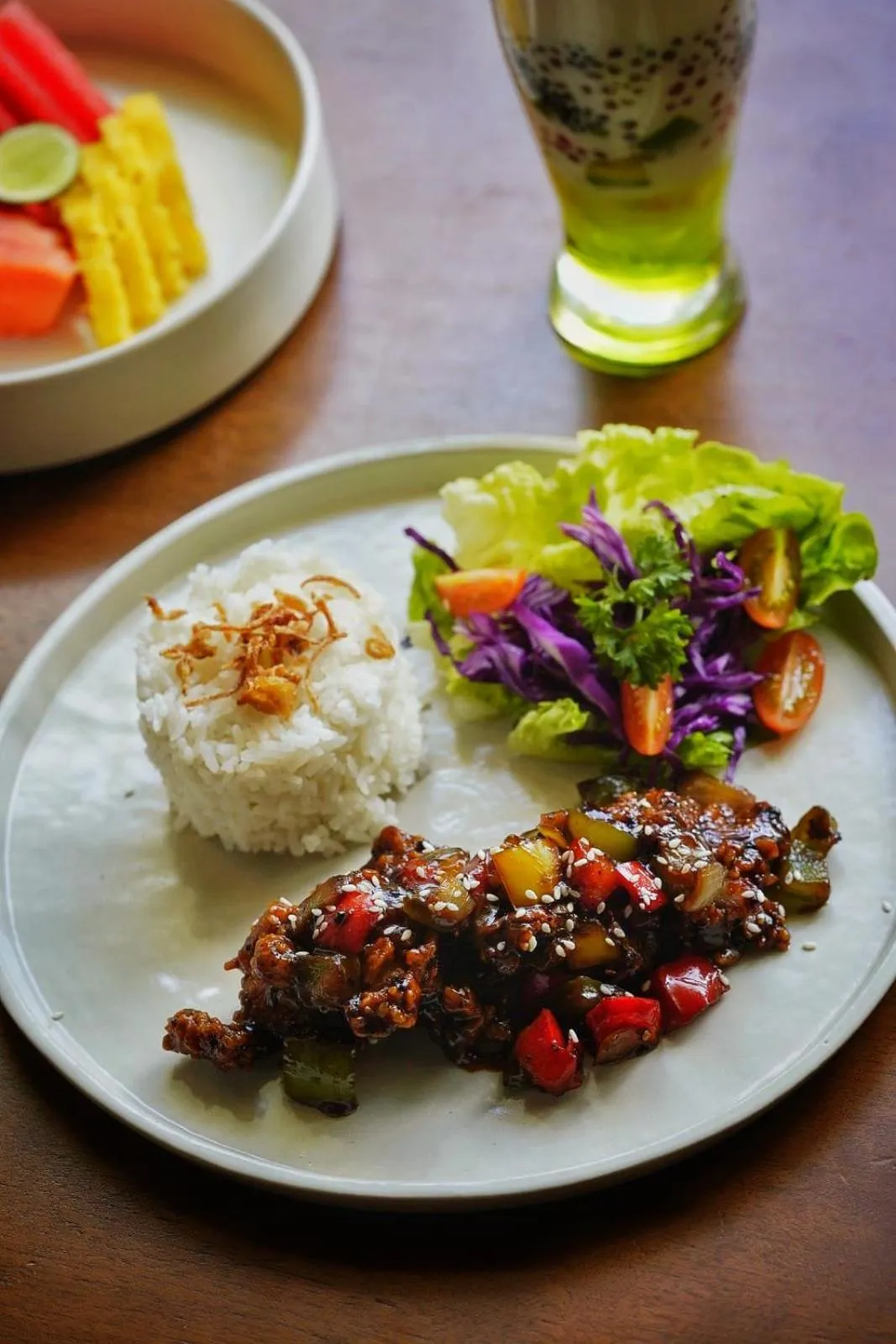 Food and drinks in The Kemilau Hotel & Villa Canggu Bali