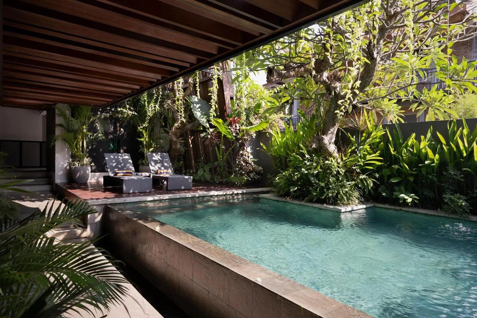 Swimming pool in The Kemilau Hotel & Villa Canggu Bali