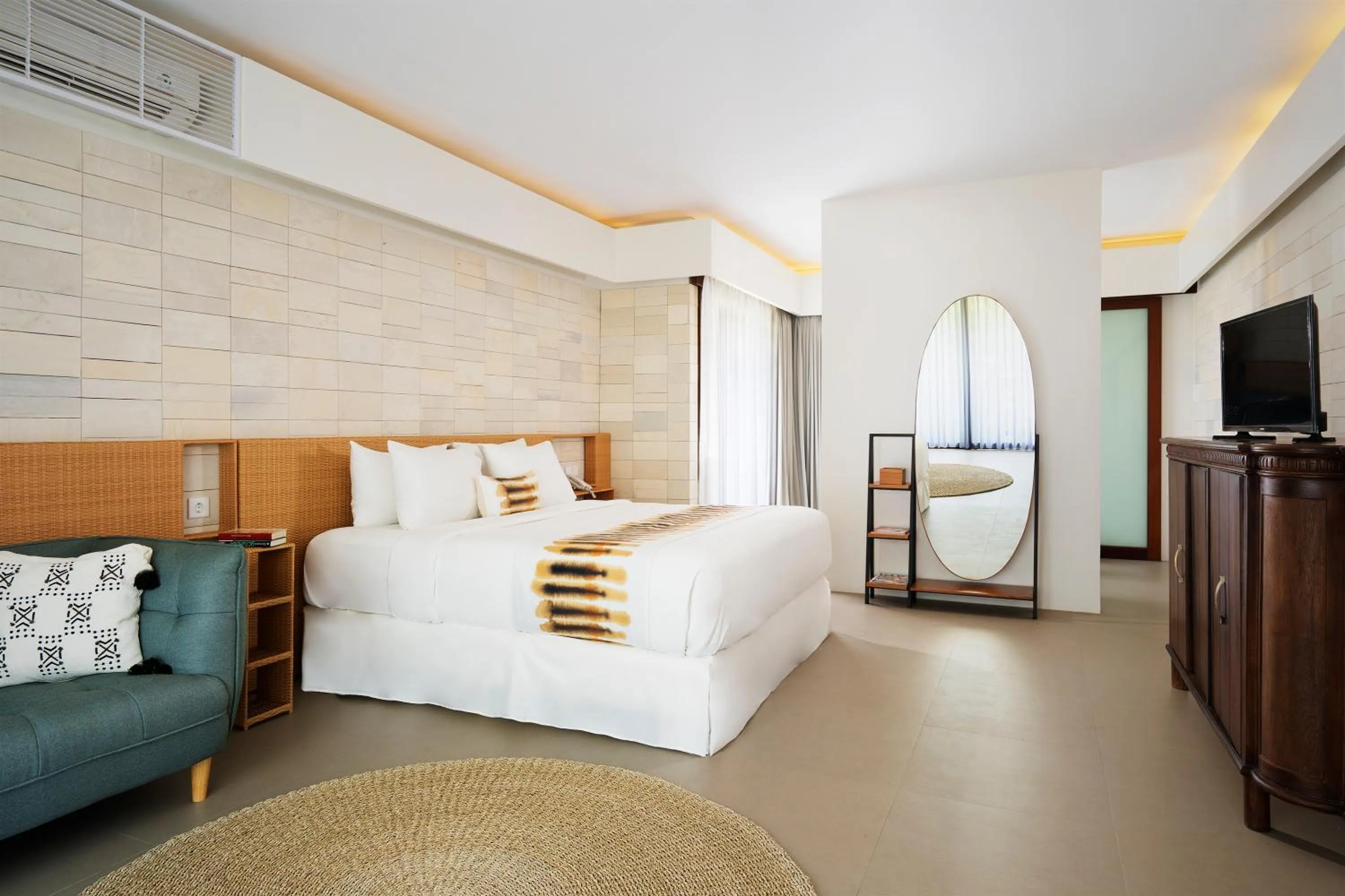 Bed in The Kemilau Hotel & Villa Canggu Bali