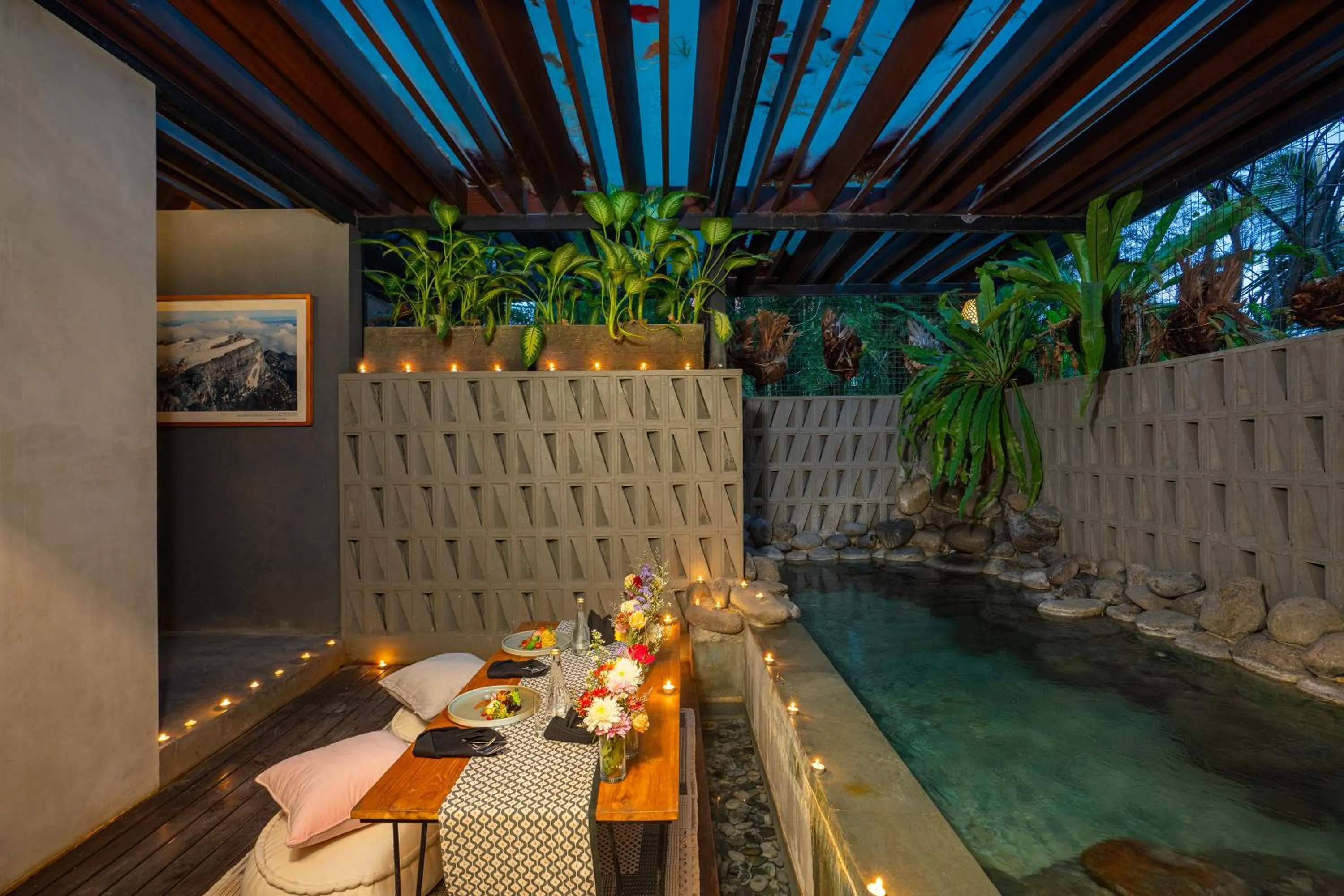 Food and drinks in The Kemilau Hotel & Villa Canggu Bali