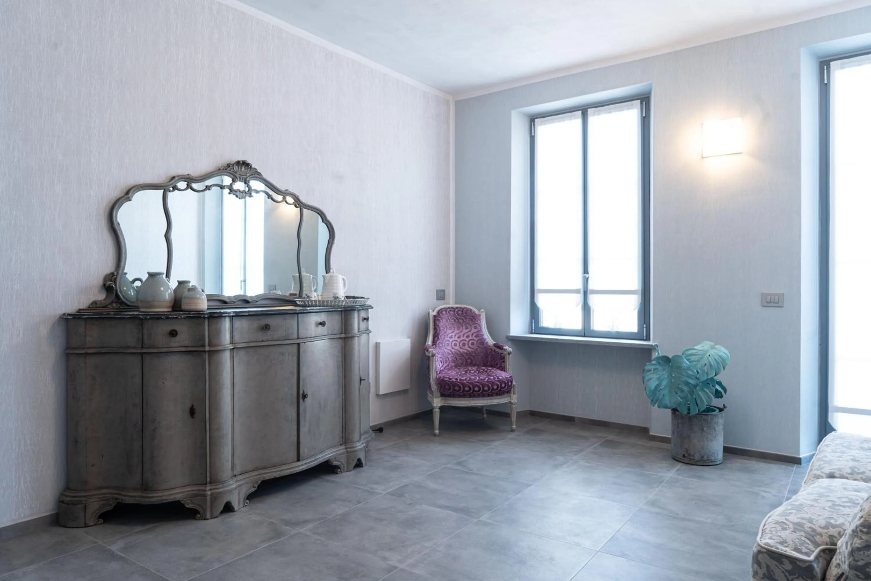 Living room, Bed in Relais Villa Prato