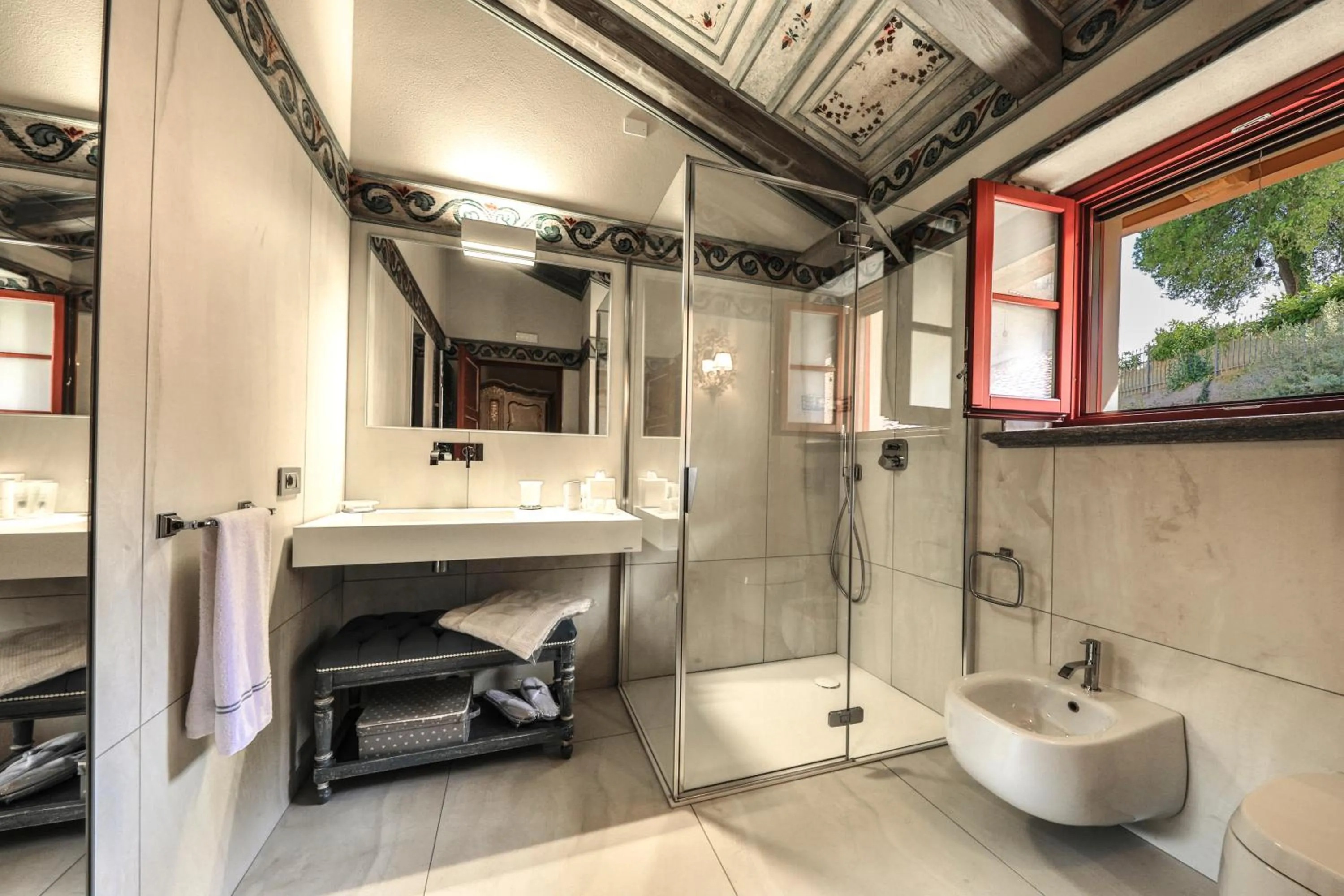 Bathroom in Relais Villa Prato