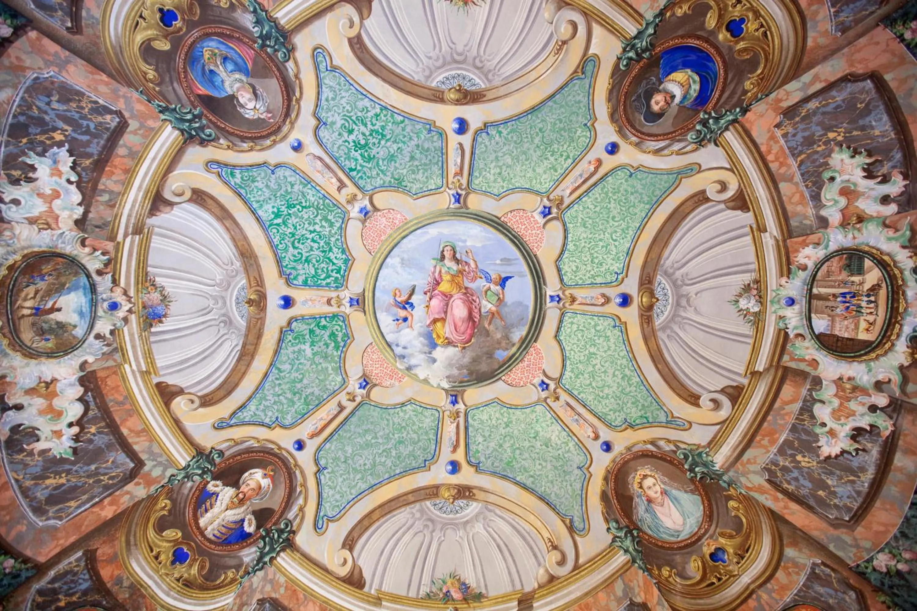 Restaurant/places to eat in Relais Villa Prato