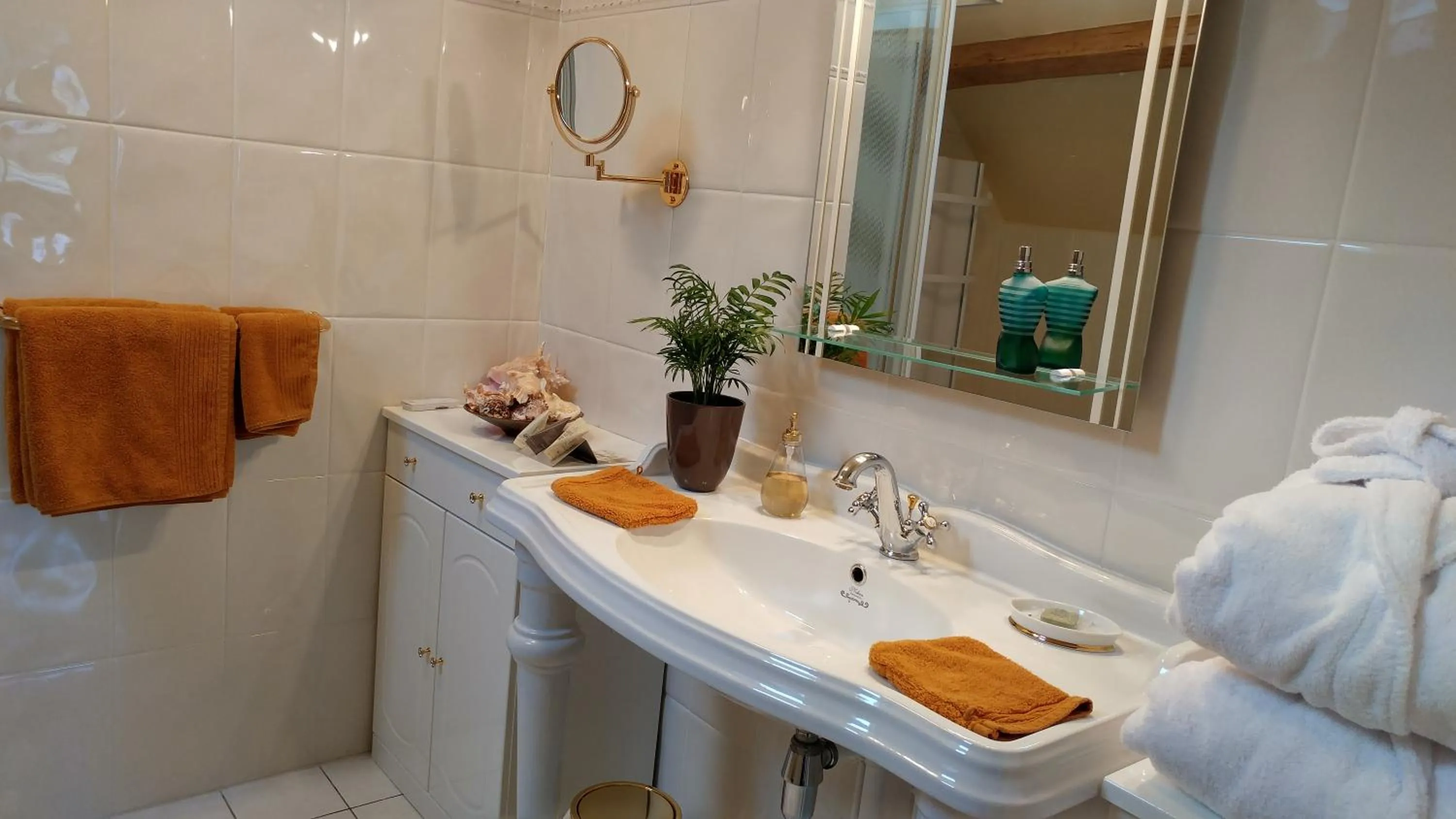 Bathroom in La Closerie