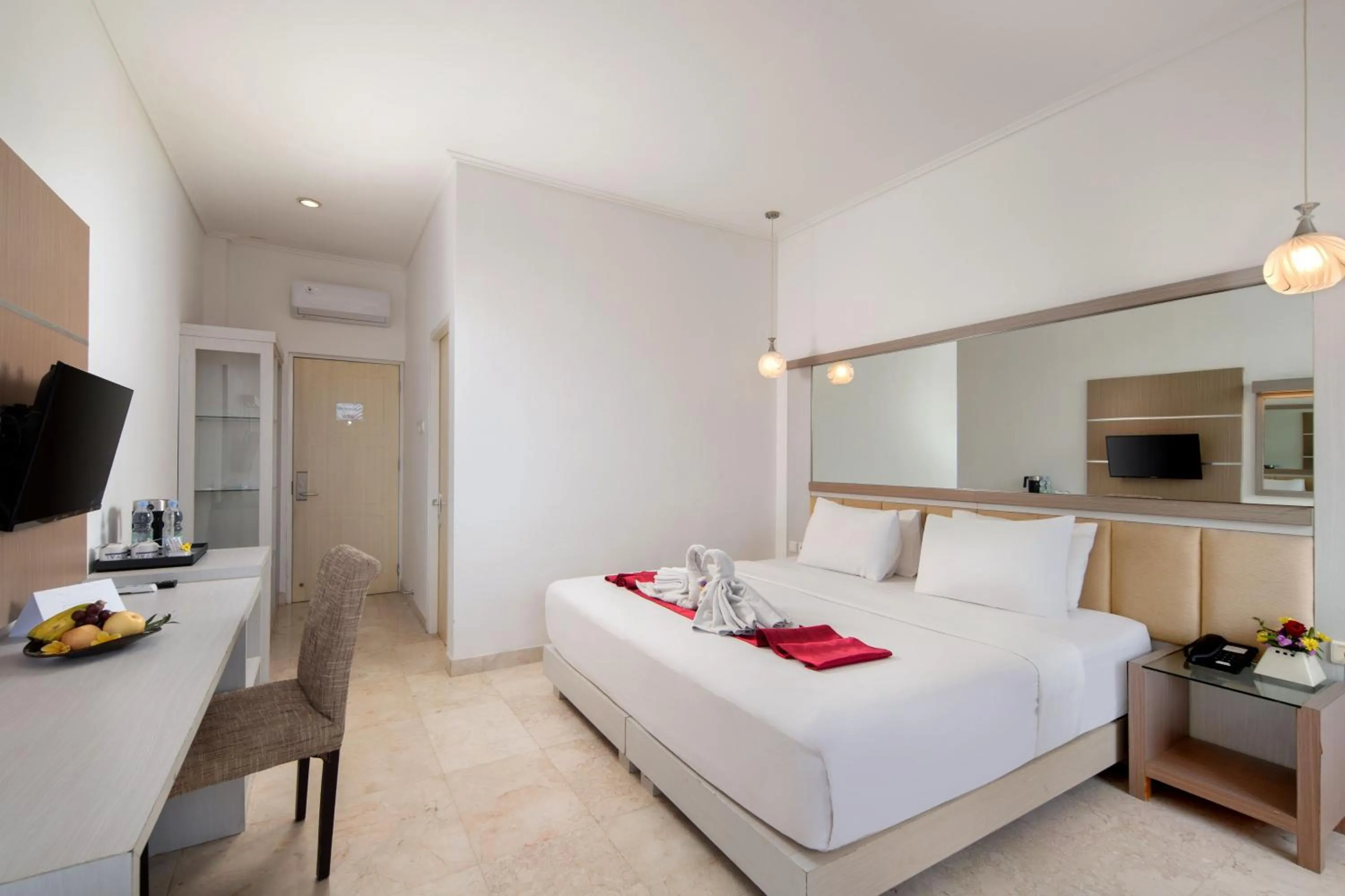 Bedroom, Bed in Royal Hotel and Villas Trawas