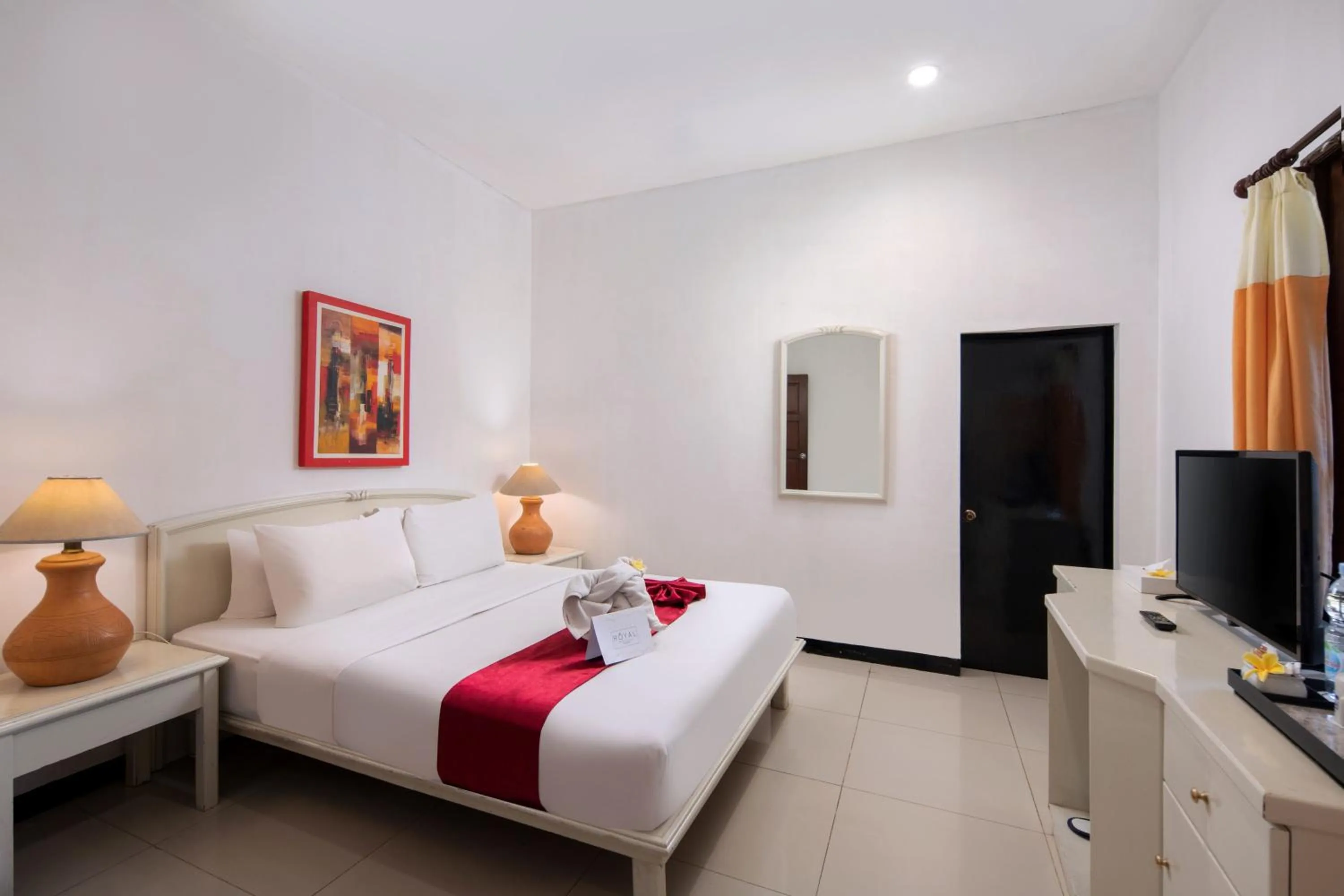 Bedroom, Bed in Royal Hotel and Villas Trawas