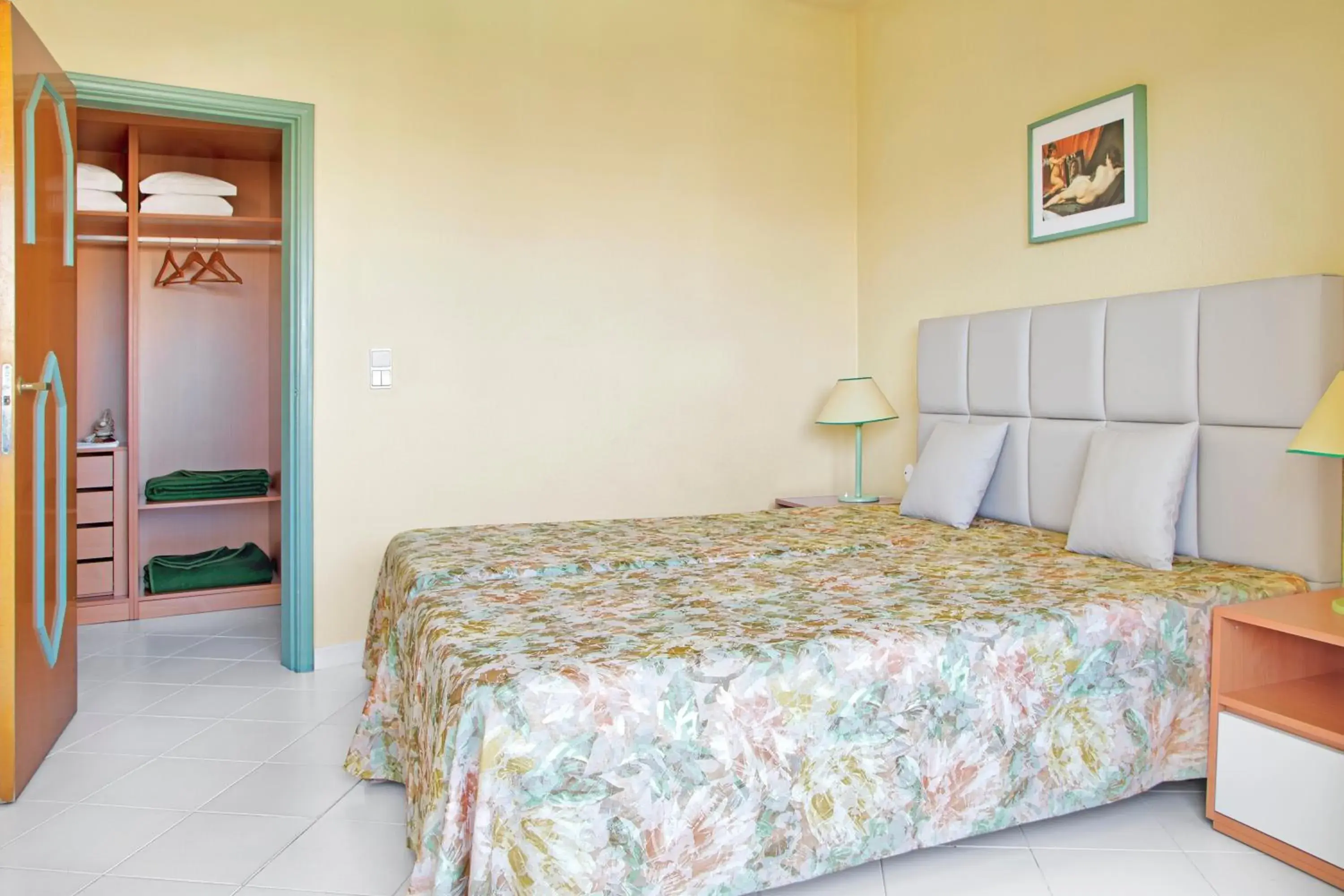 Bed in Ondamar Hotel Apartamentos Bed in Ondamar Hotel Apartamentos