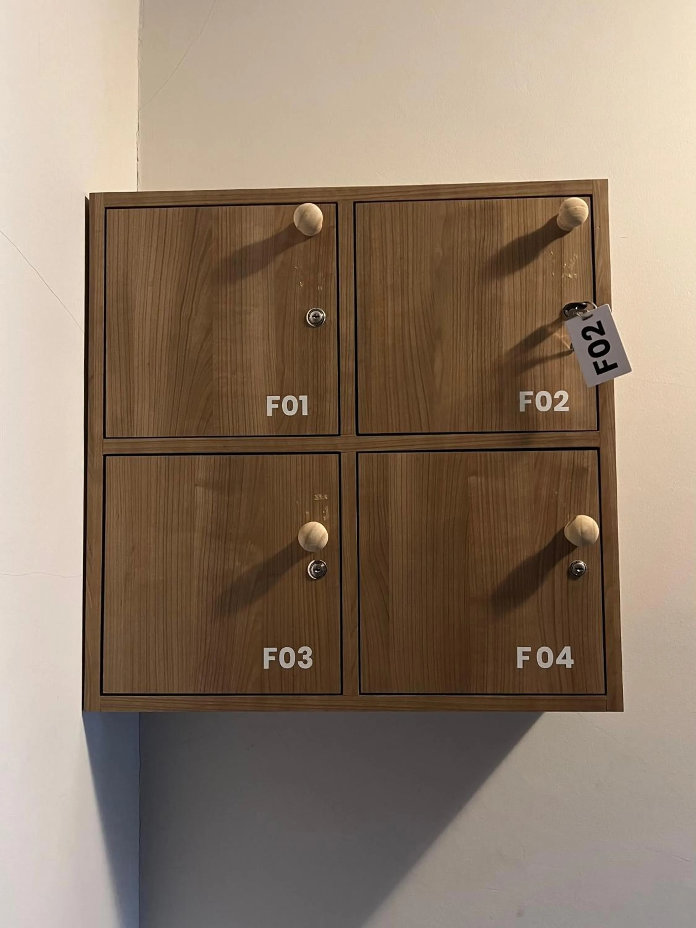 locker in Hobnob Hostel