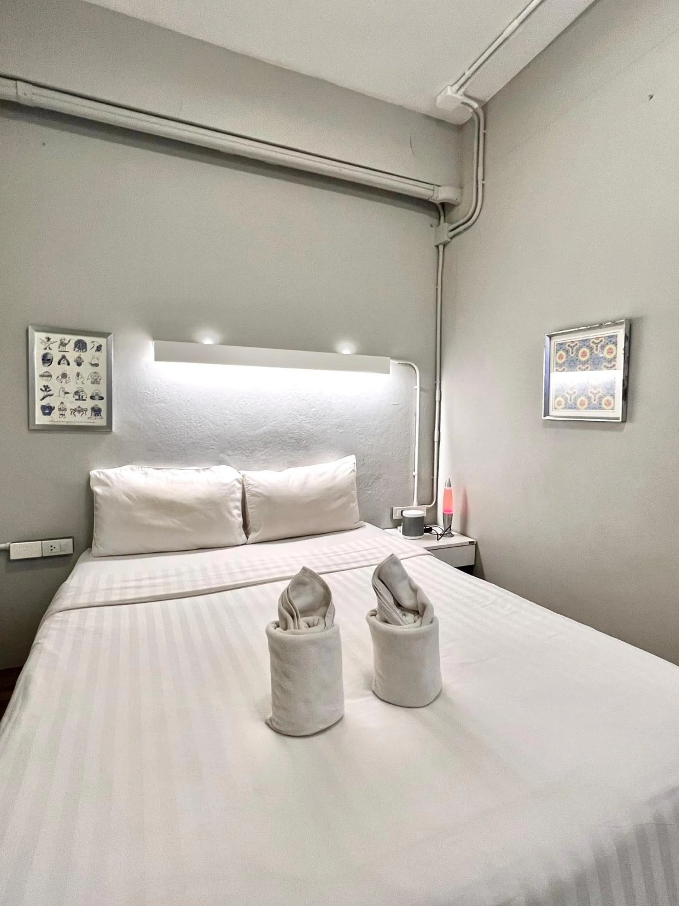 Bed in Hobnob Hostel