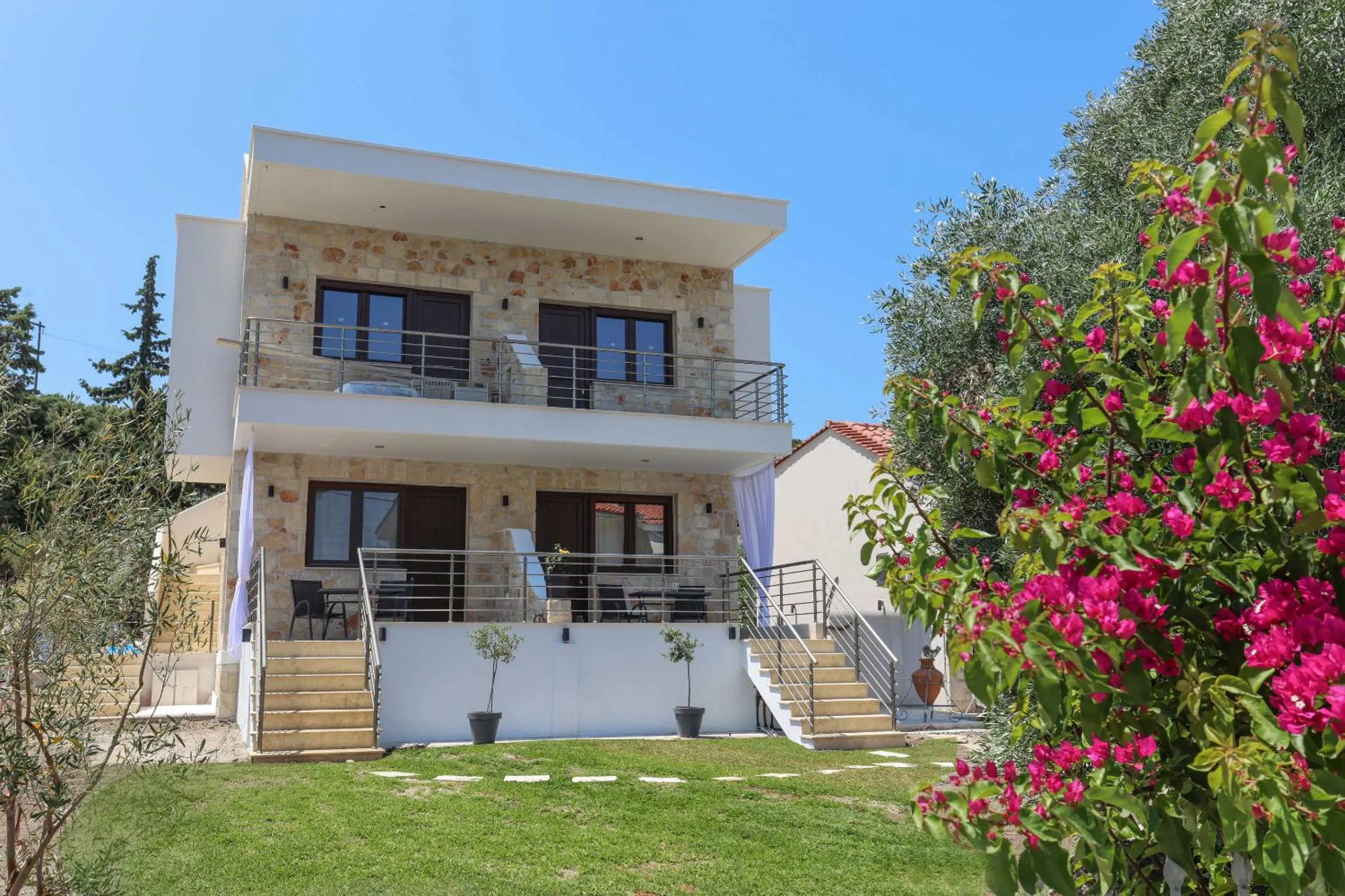 Agrielia Apartments