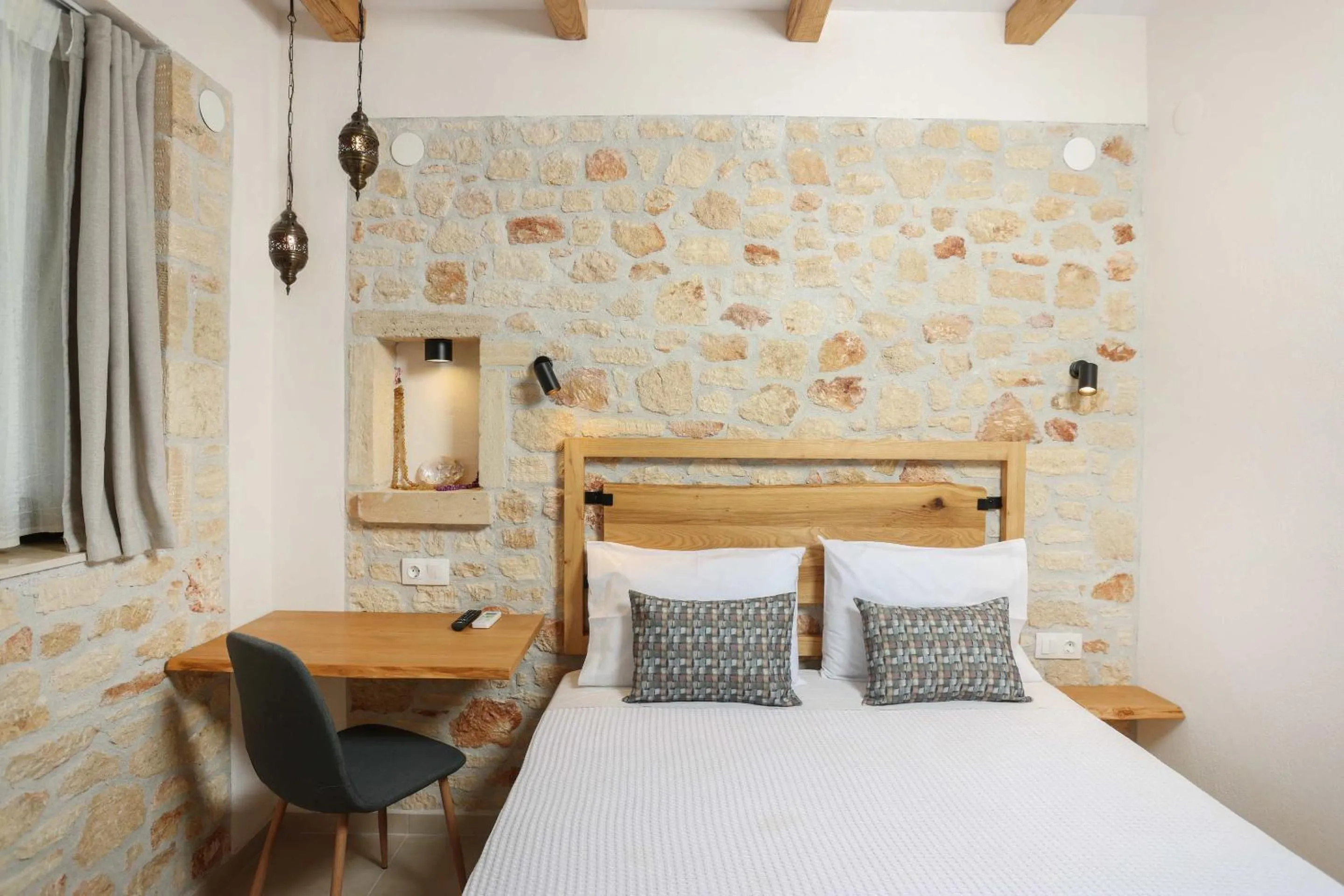 Bed in Agrielia Apartments