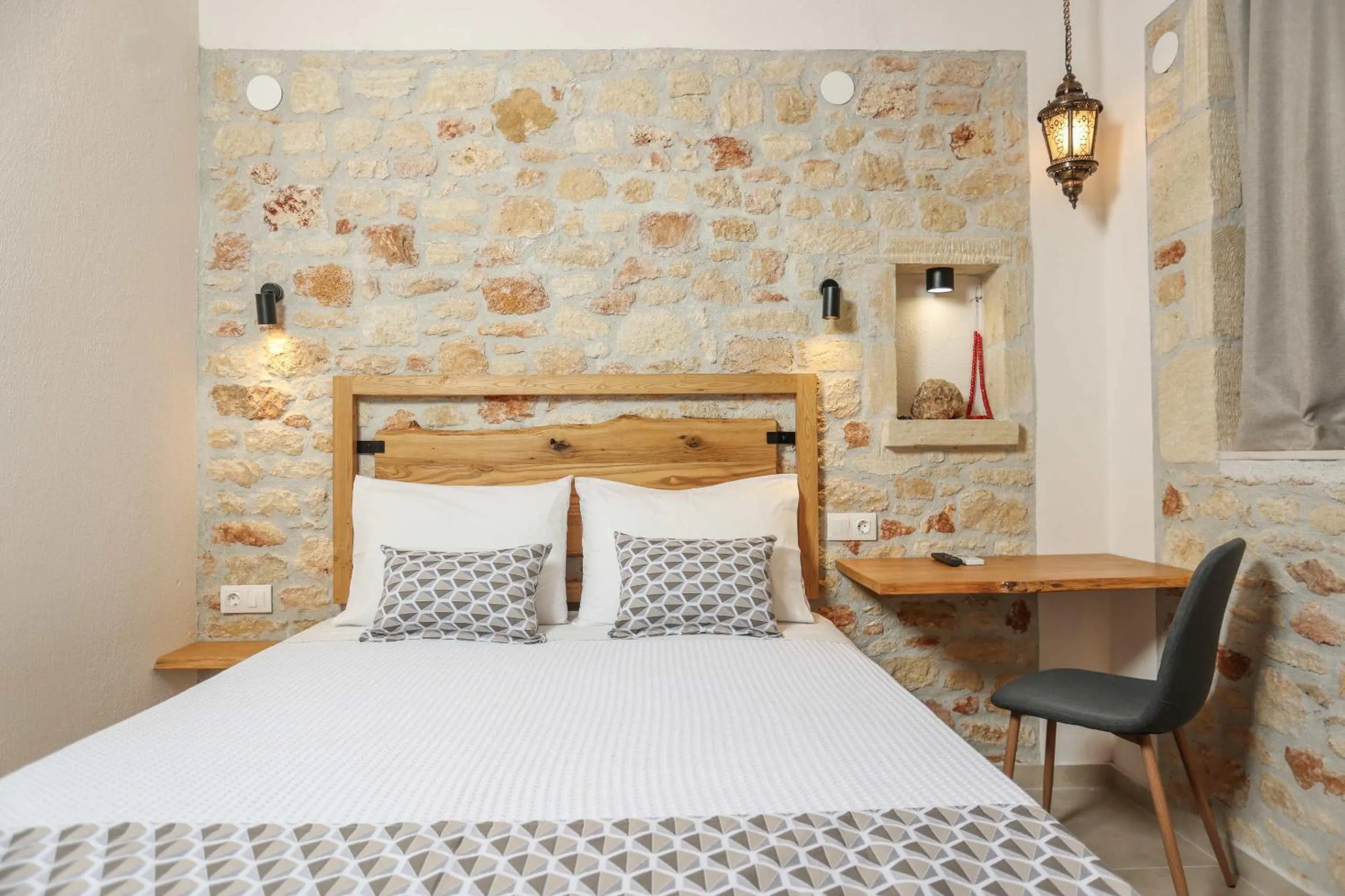 Bed in Agrielia Apartments