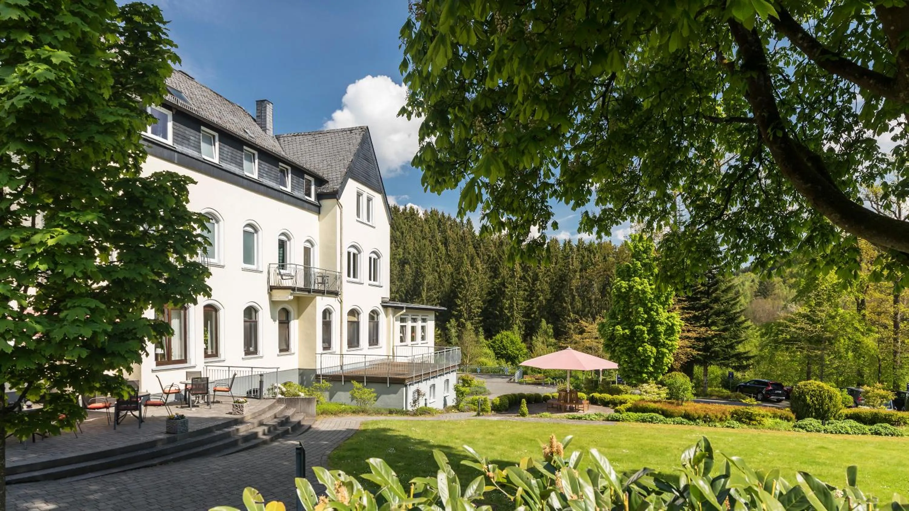 Property building in Dorint Parkhotel Siegen
