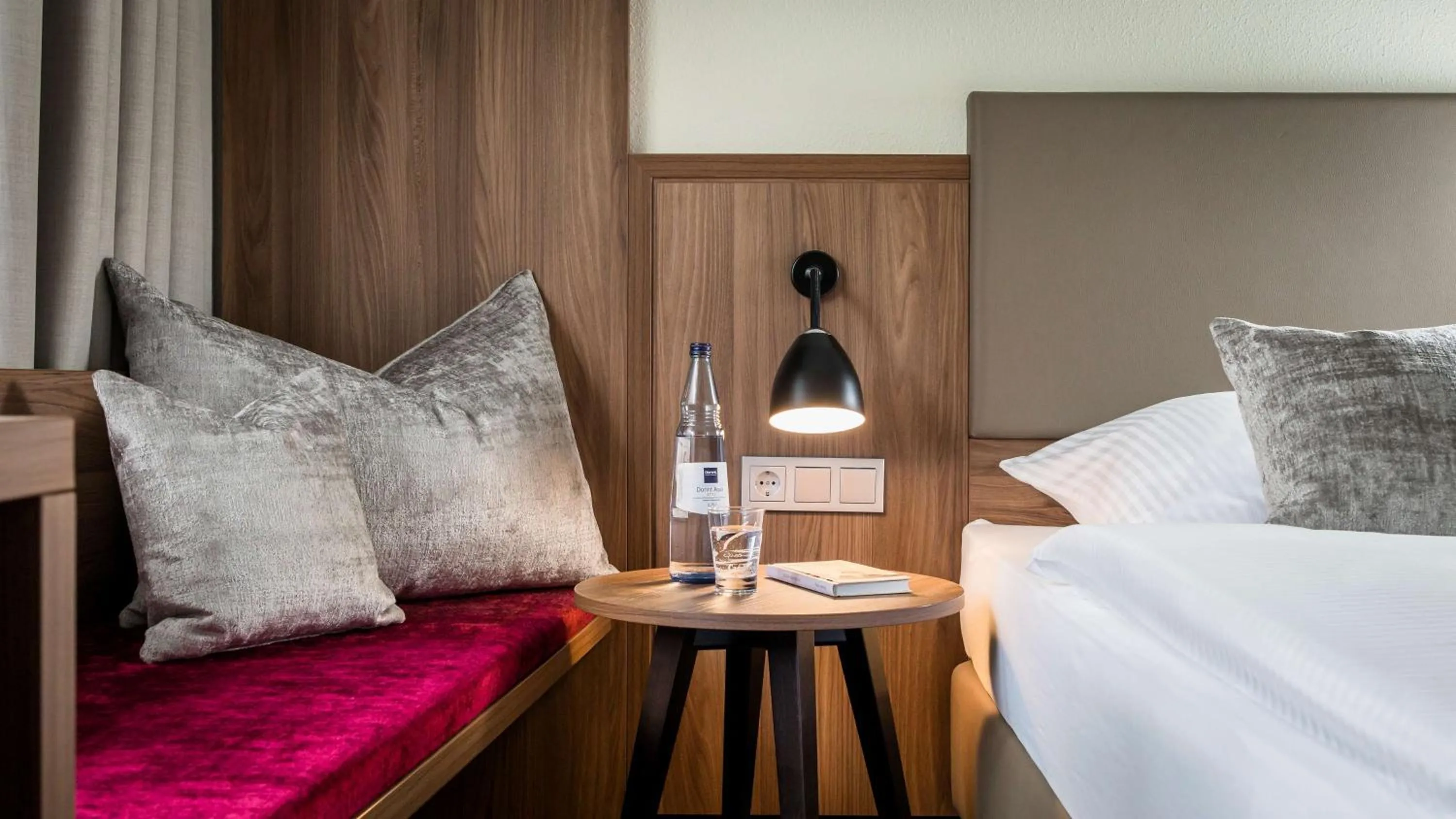 Bedroom, Bed in Dorint Parkhotel Siegen