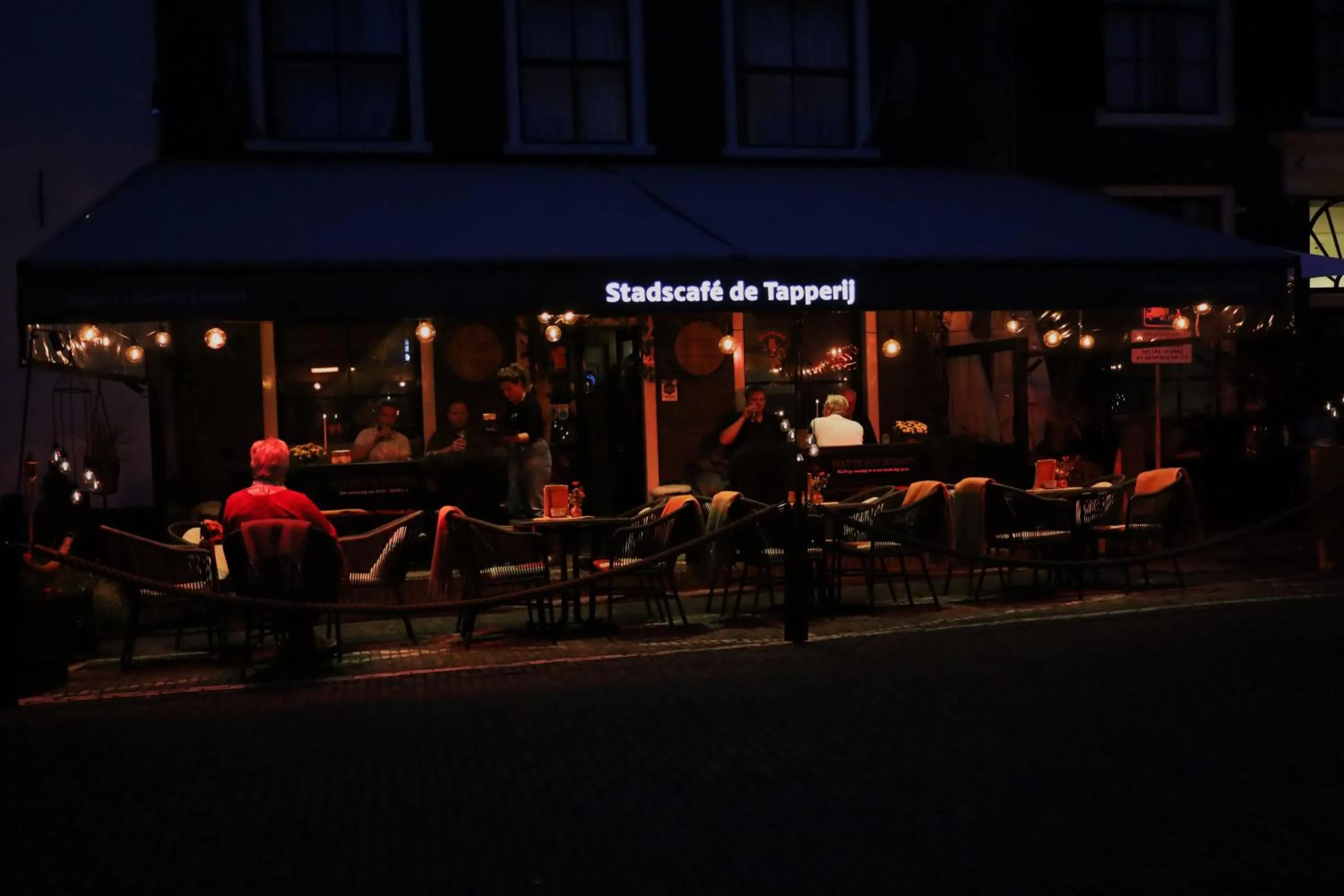 Property building in Boutique Hotel Elburg met Tapperij