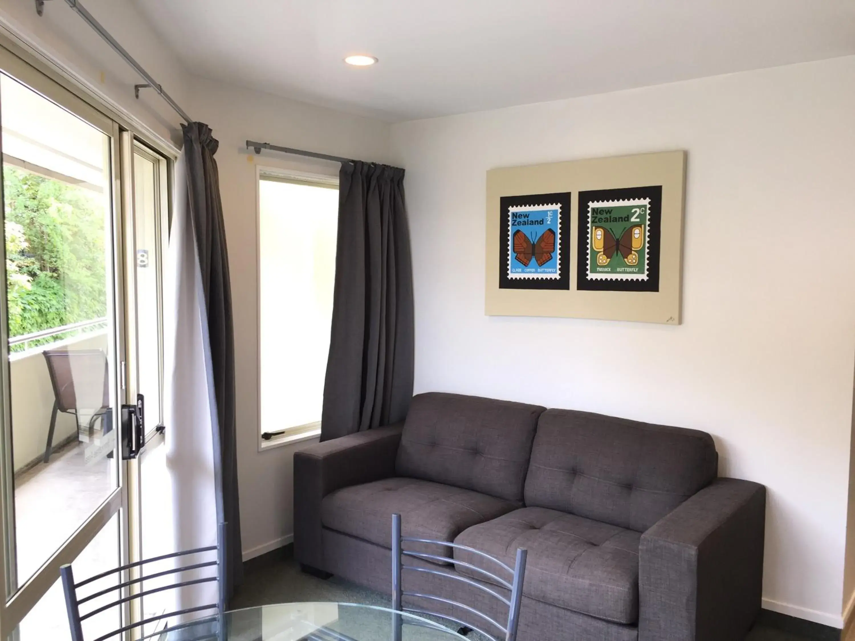 Deluxe Spa Suite in Baycourt Lakefront Motel Deluxe Spa Suite in Baycourt Lakefront Motel