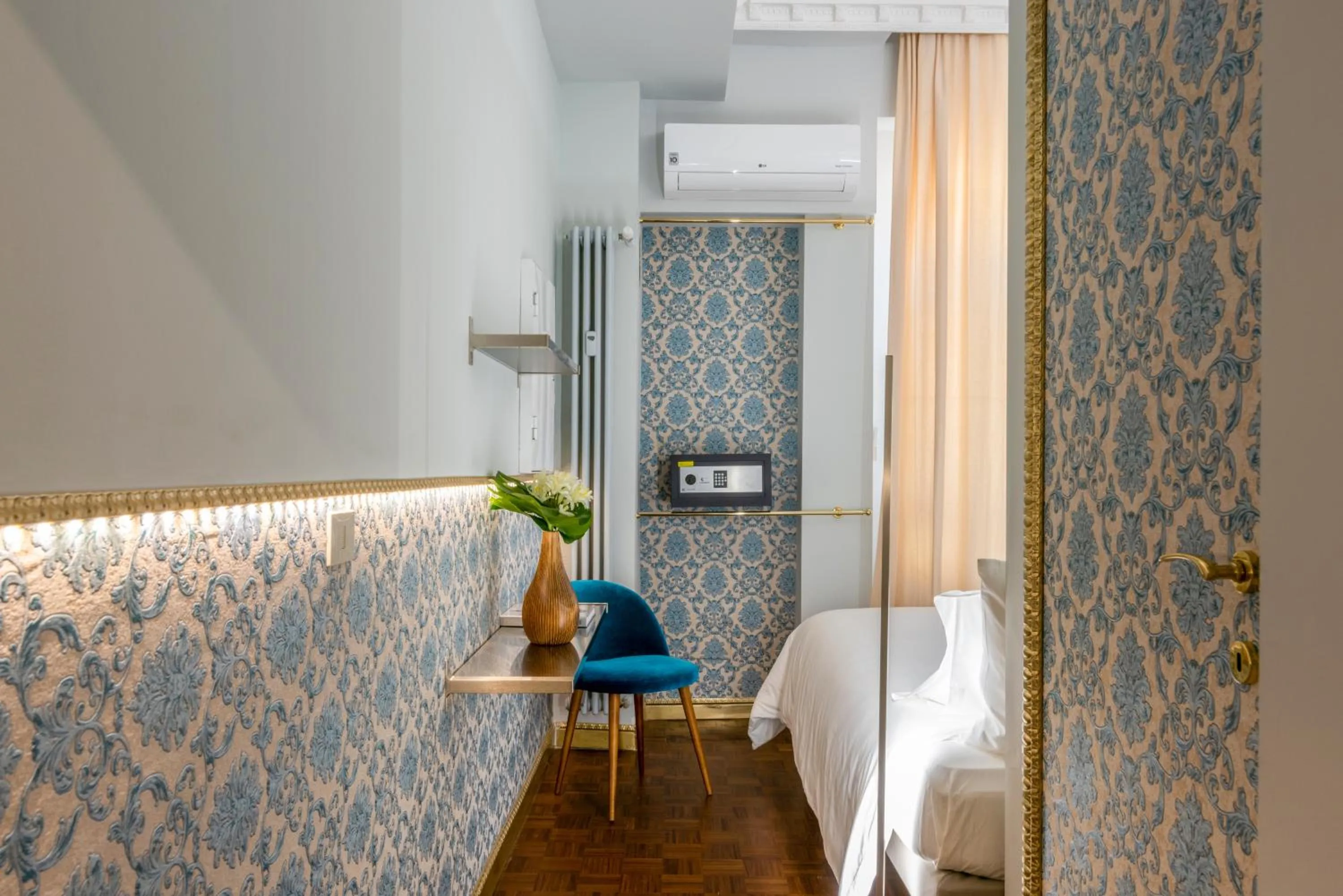 Bed in Rivière Private Rooms Alla Scala