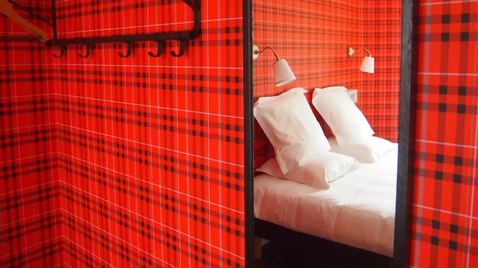 Twin Room in La Voile Rouge Twin Room in La Voile Rouge