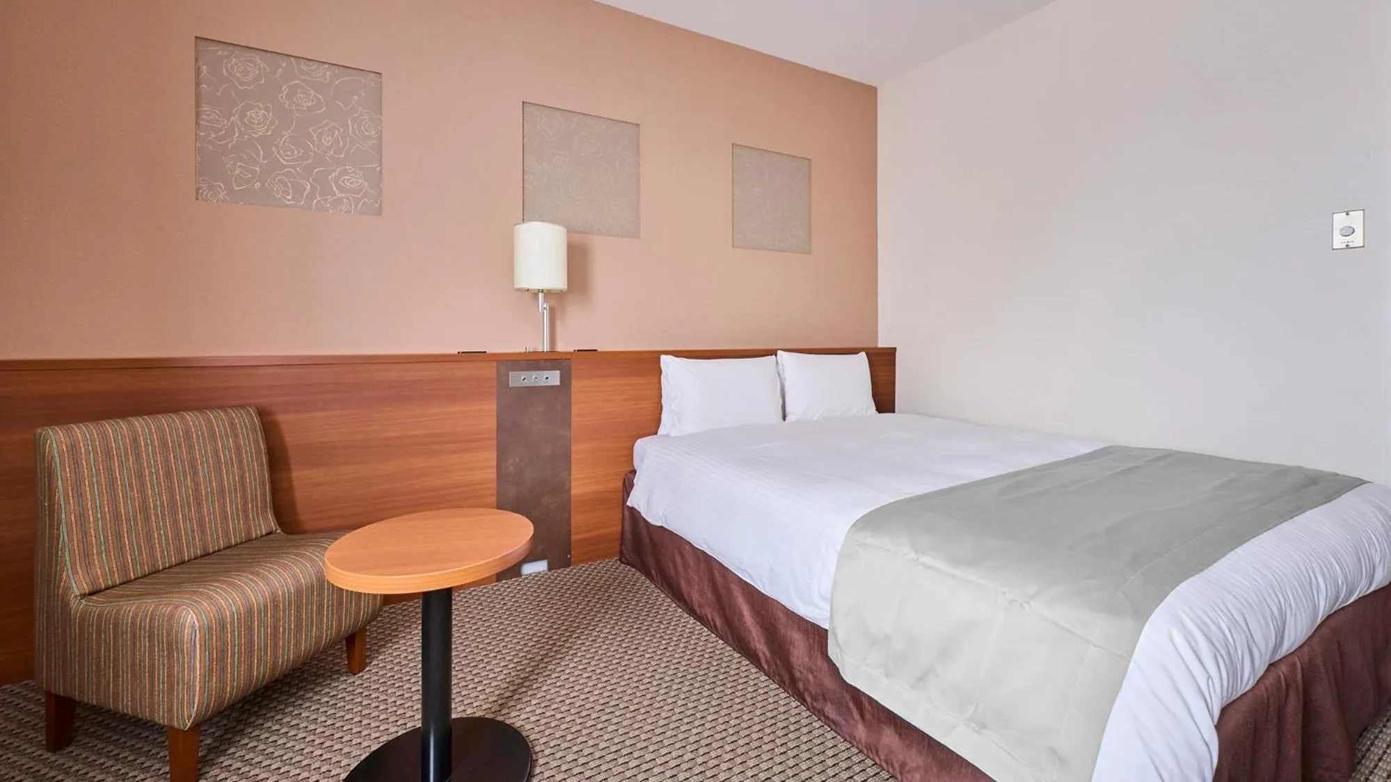 Photo of the whole room, Bed in Vessel Inn Yachiyo Katsudai Station