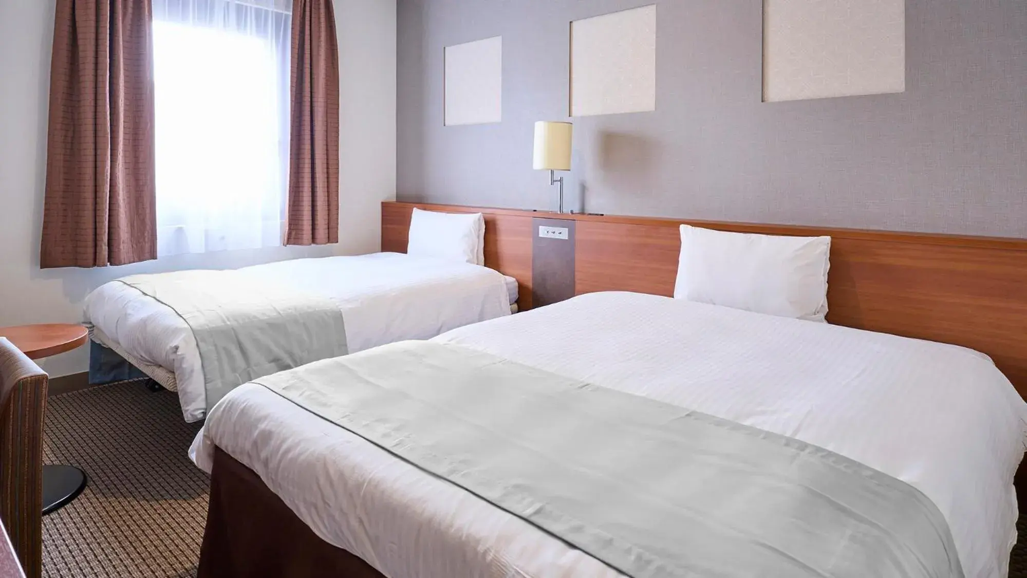 Bed in Vessel Inn Yachiyo Katsudai Station Bed in Vessel Inn Yachiyo Katsudai Station