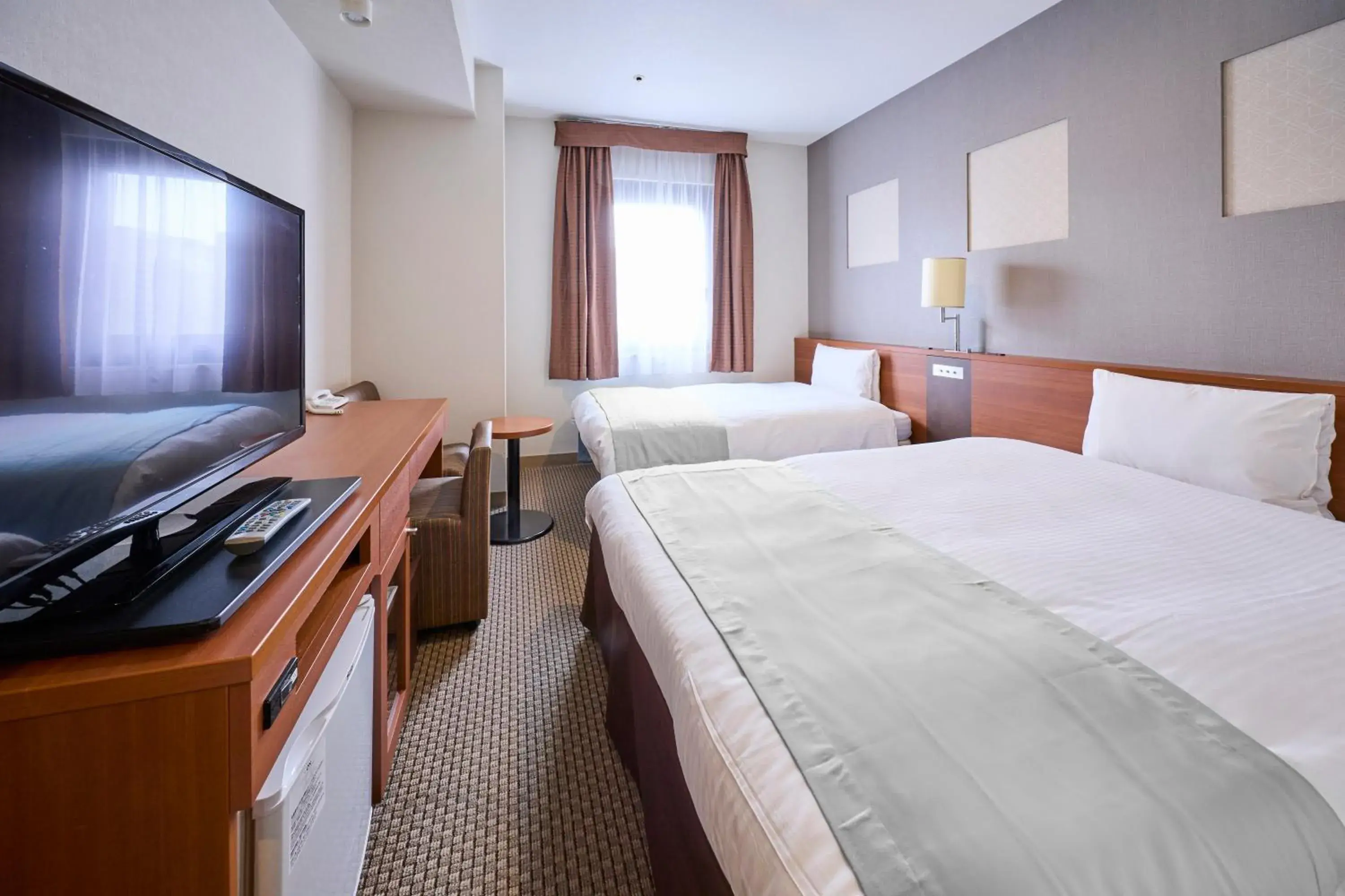 Double Bed + Extra Bed - Non-Smoking in Vessel Inn Yachiyo Katsudai Station Double Bed + Extra Bed - Non-Smoking in Vessel Inn Yachiyo Katsudai Station