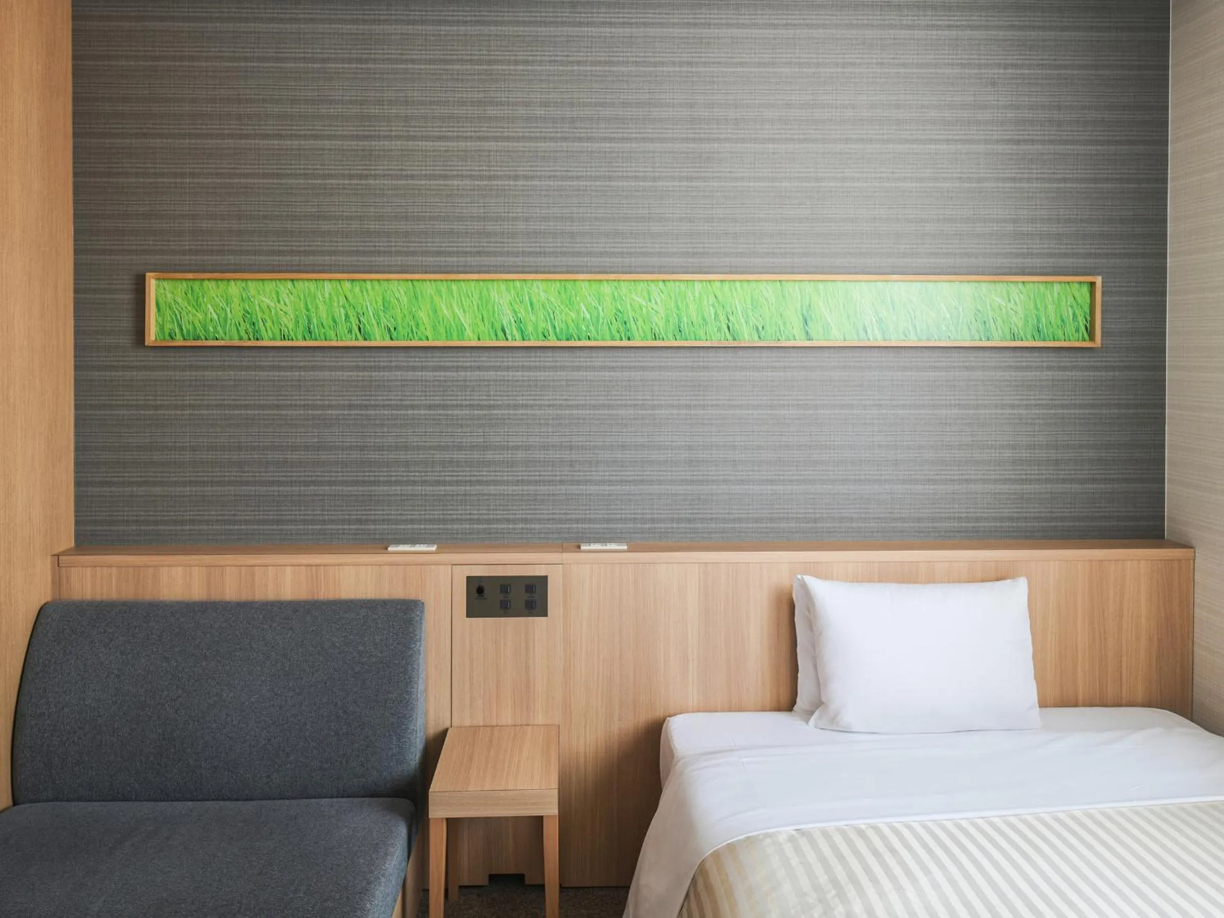 Photo of the whole room, Bed in Vessel Inn Yachiyo Katsudai Station