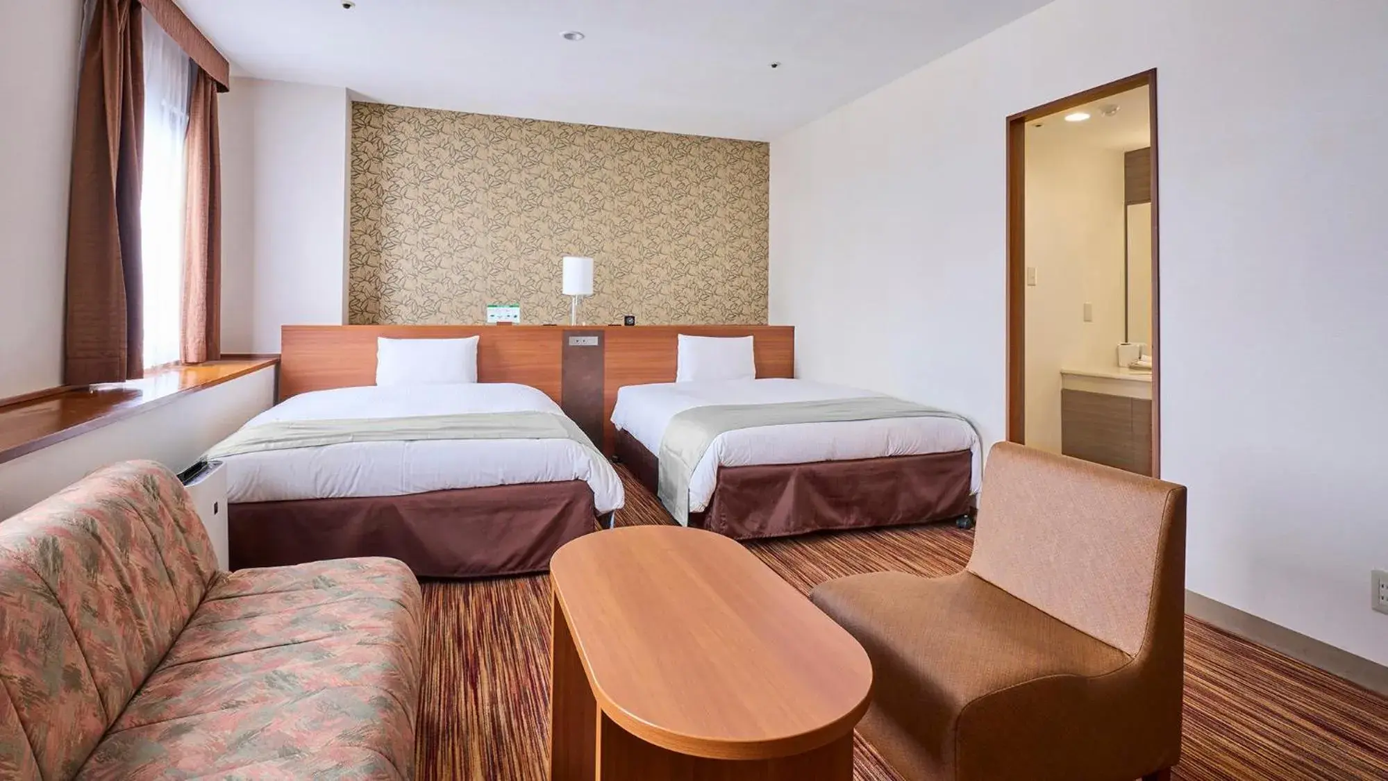 Photo of the whole room, Bed in Vessel Inn Yachiyo Katsudai Station Photo of the whole room, Bed in Vessel Inn Yachiyo Katsudai Station