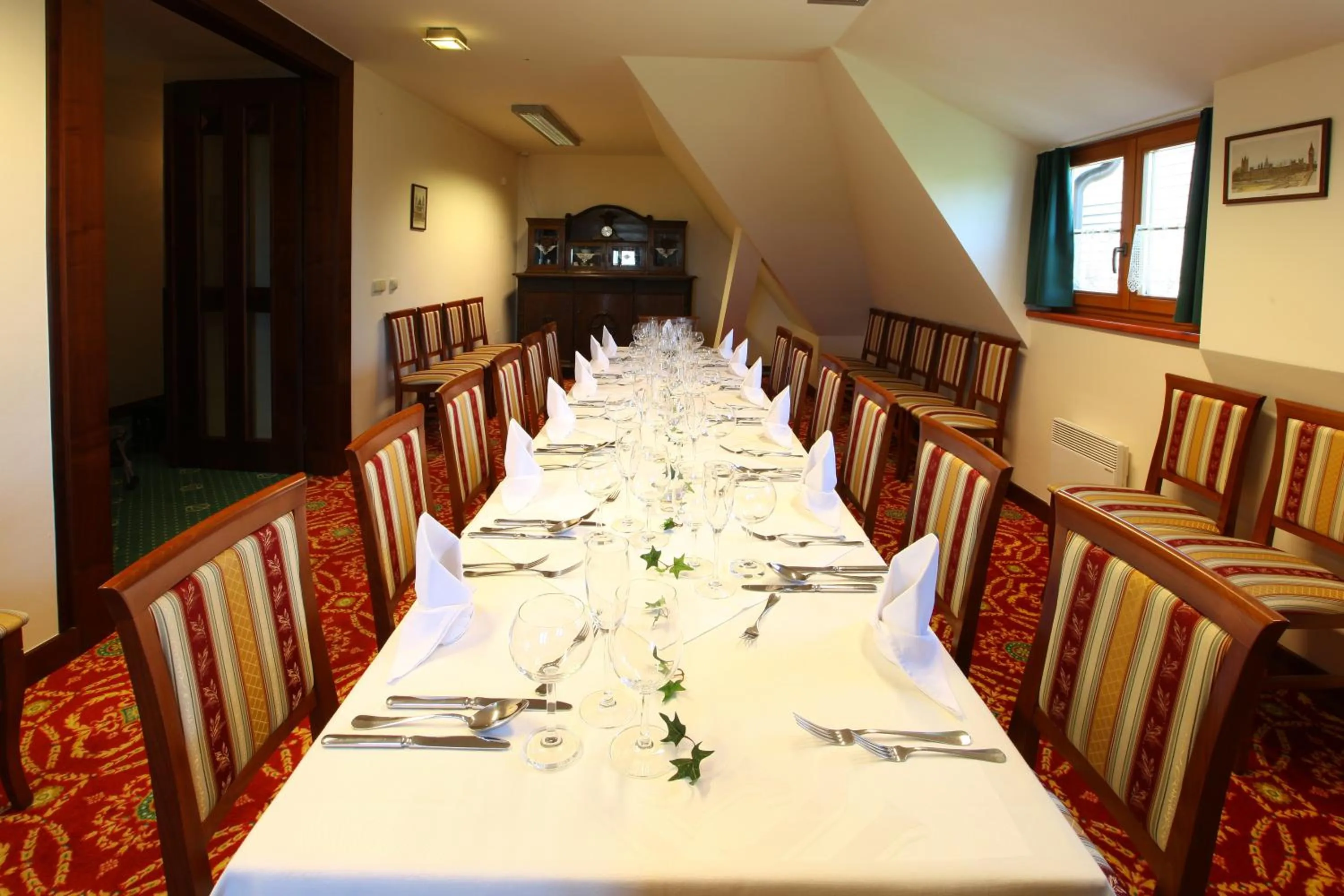Banquet/Function facilities in Hotel Fortna