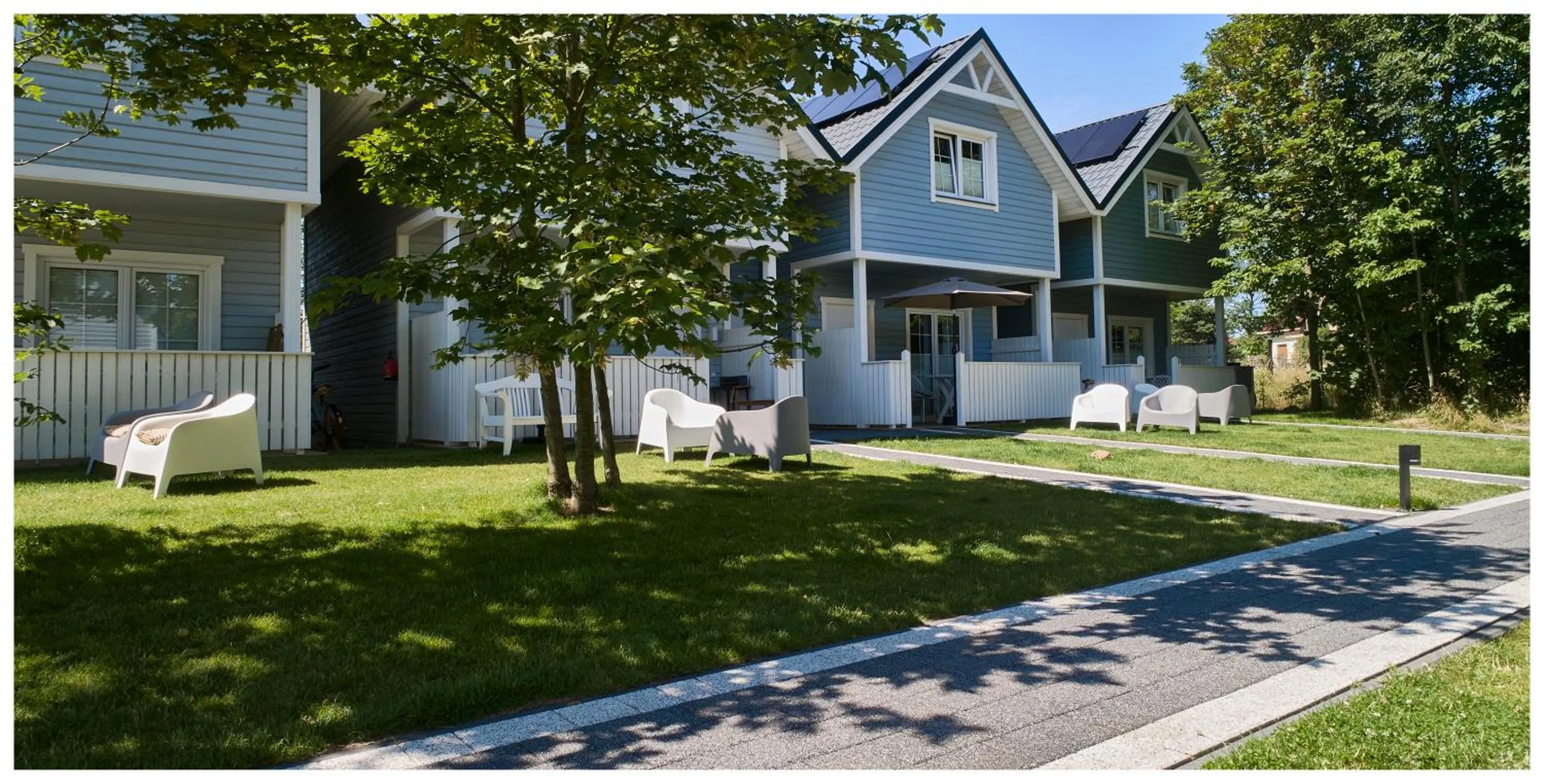 Property building in Holiday Bay