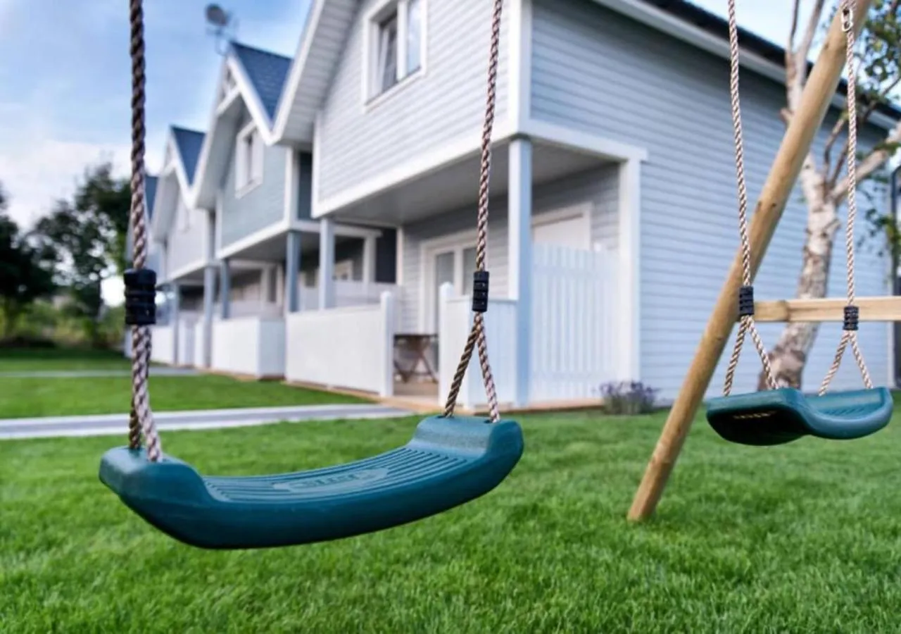 Property building in Holiday Bay