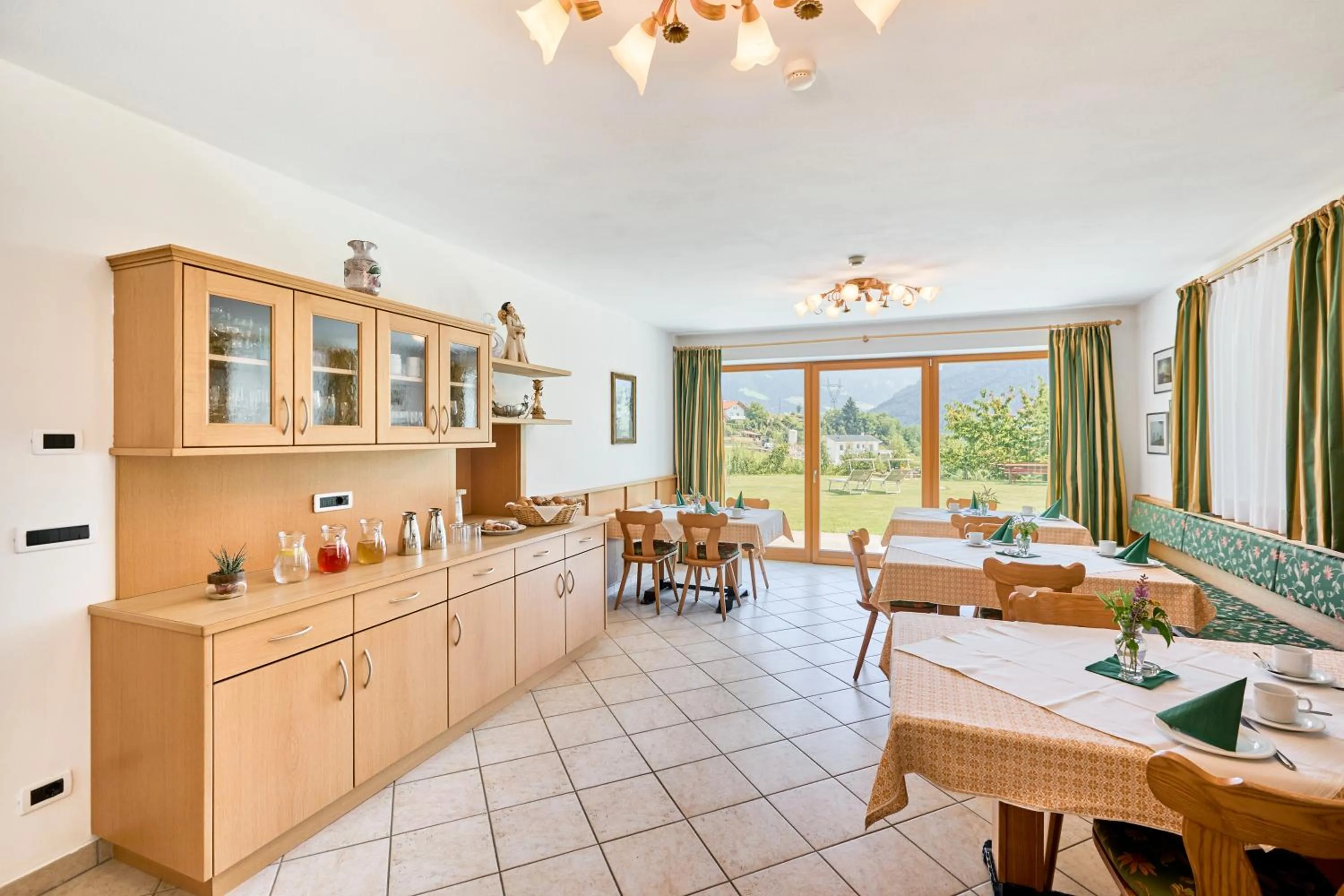 Breakfast in Residence Schiestlhof