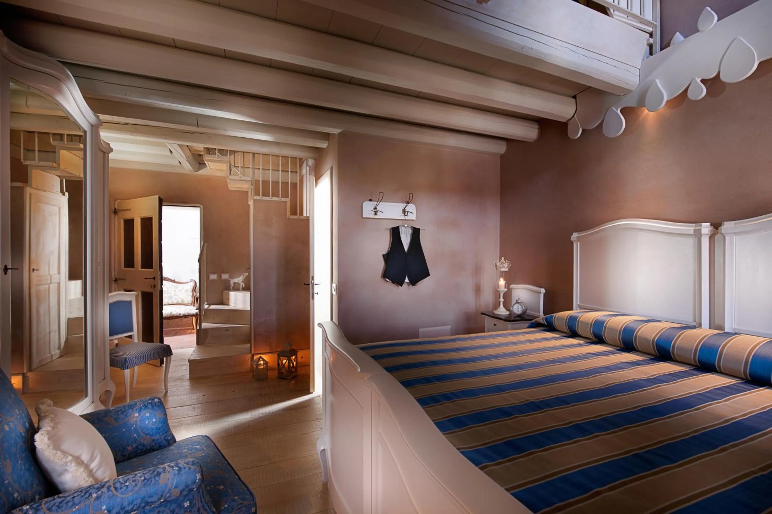 Decorative detail, Bed in Boutique Hotel Villa dei Campi