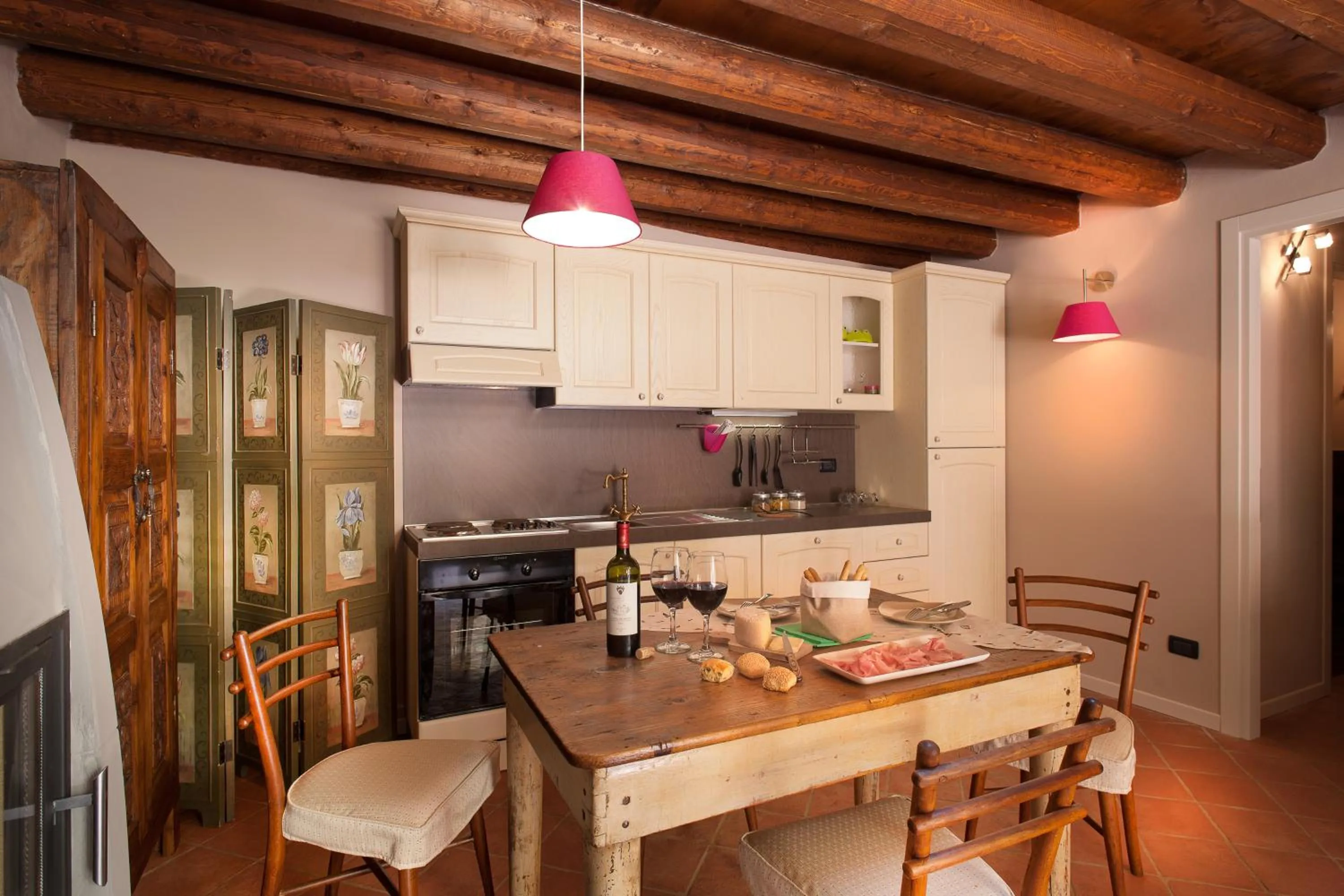 Kitchen or kitchenette in Boutique Hotel Villa dei Campi