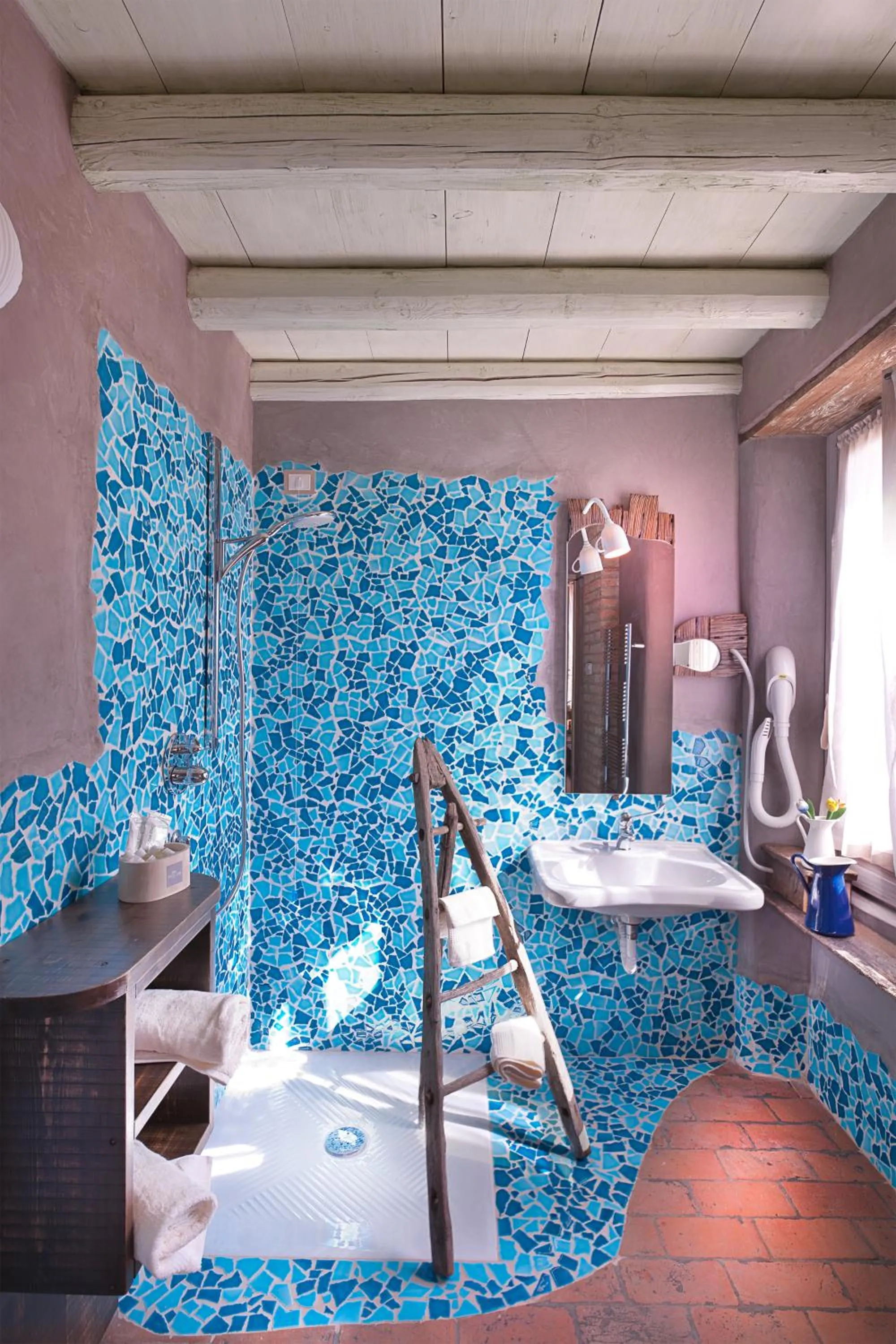 Shower, Bed in Boutique Hotel Villa dei Campi