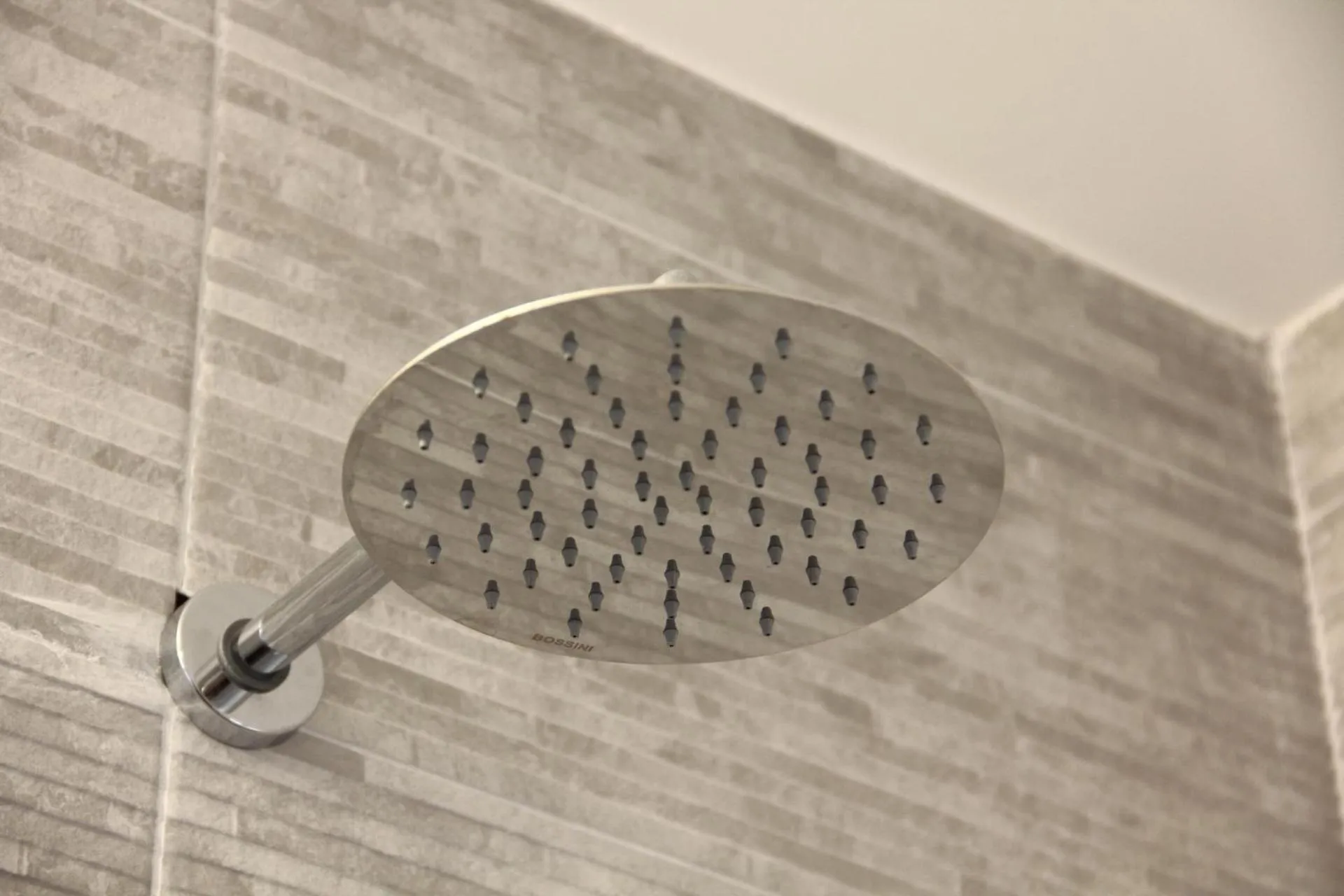 Shower in Imbriani Guest House