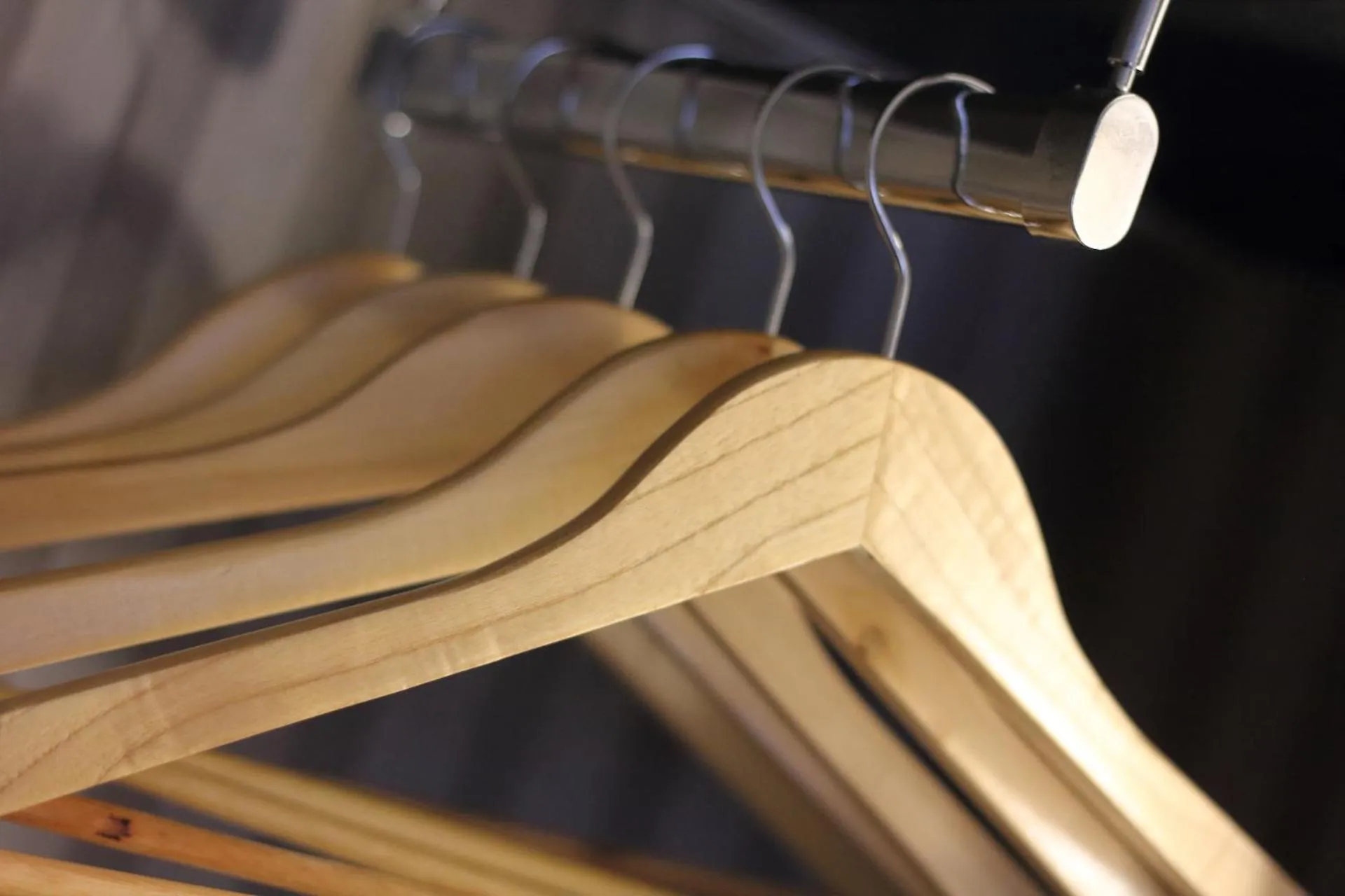 wardrobe in Imbriani Guest House