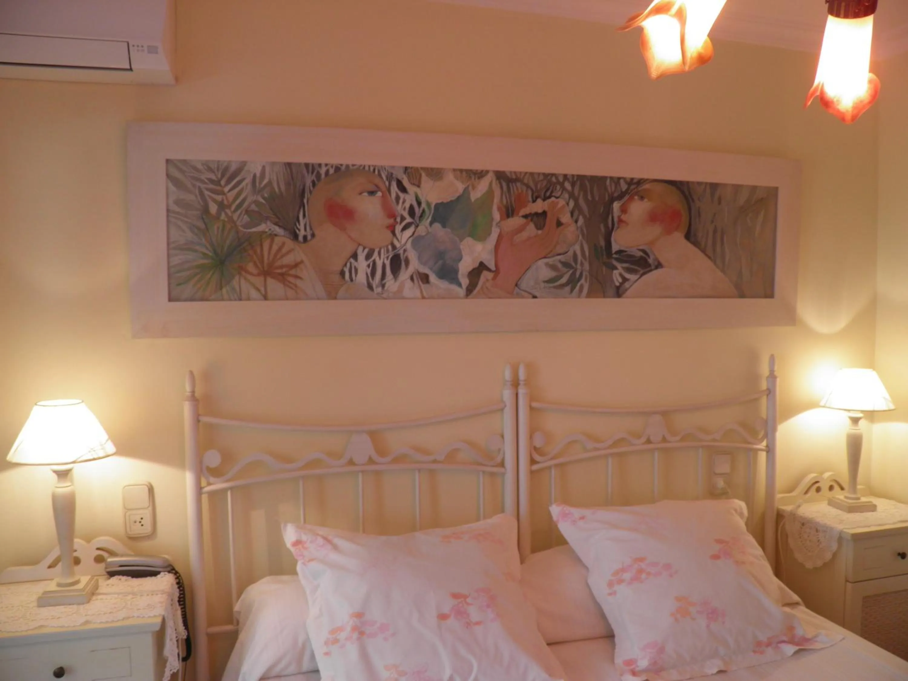 Decorative detail, Bed in Casa Rural La Torreta