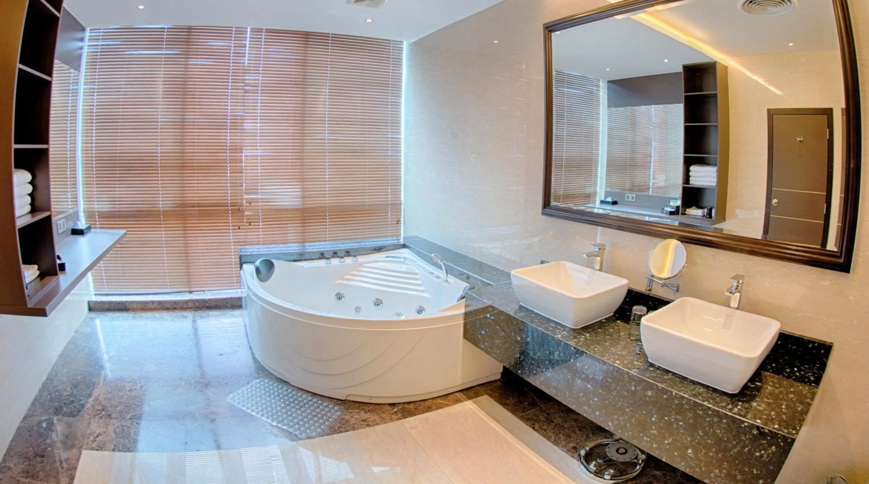 Bathroom in KSL Hotel & Resort