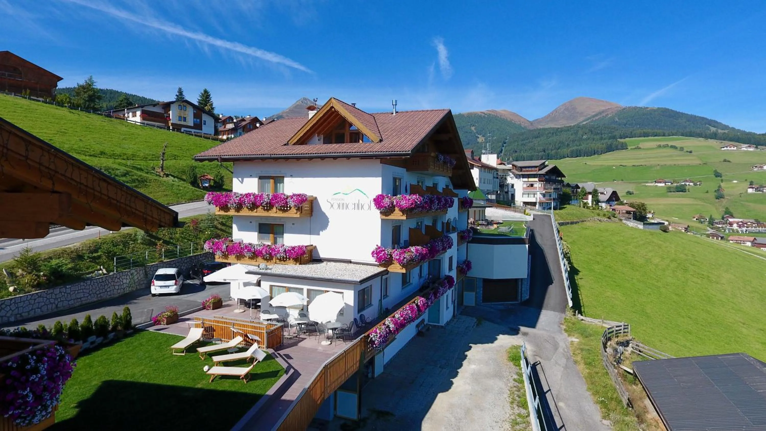 Garden in Pension Sonnenhof