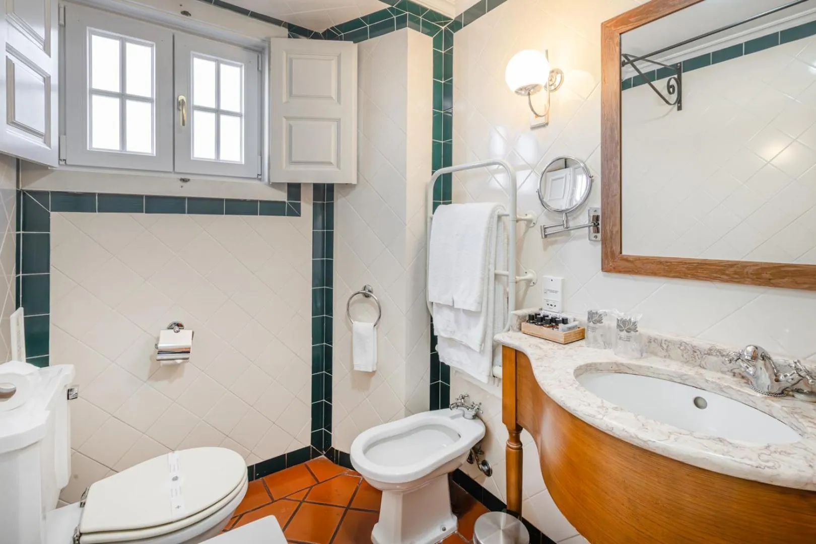 Property building in Lawrences Hotel