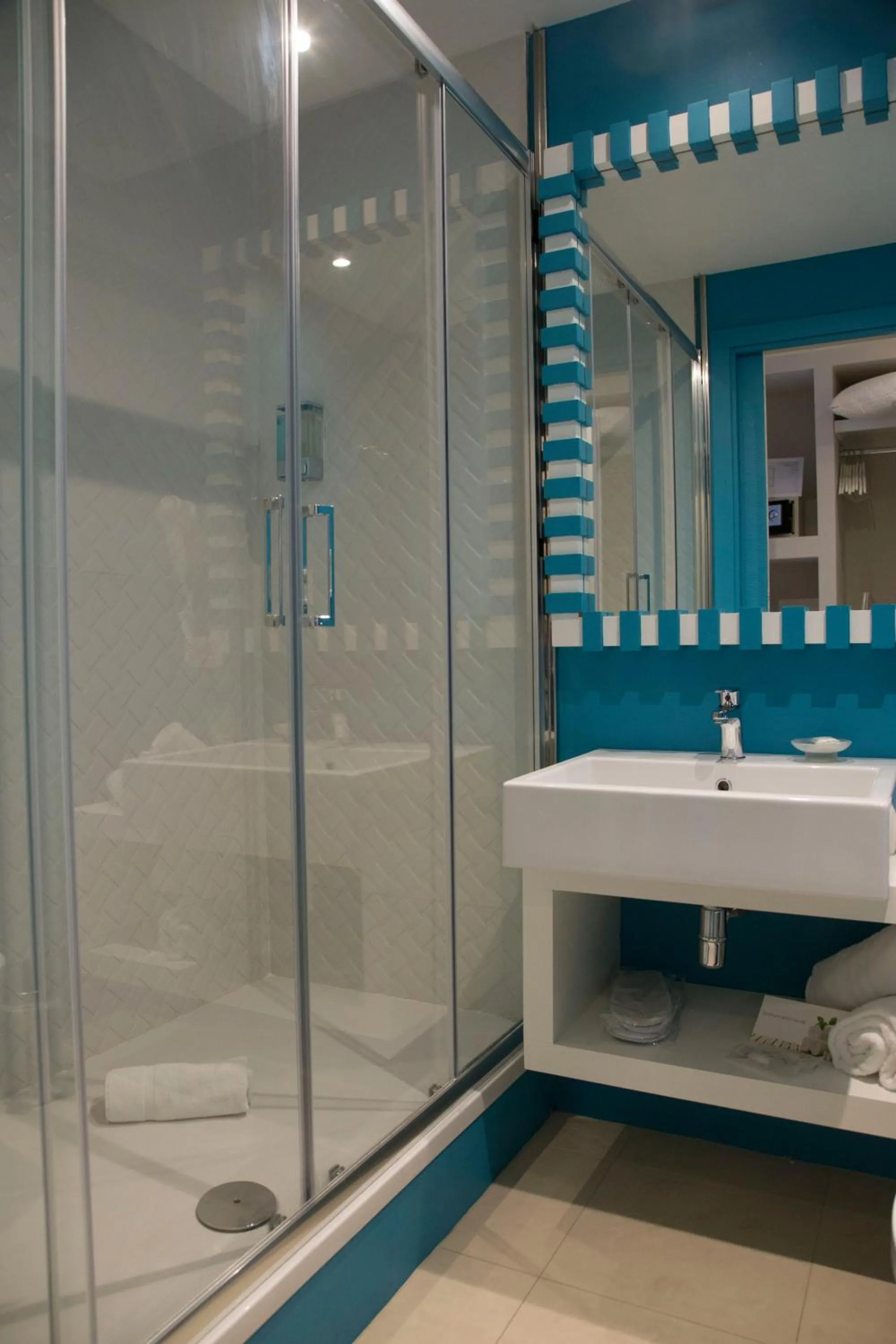 Bathroom in Sorrento ResArt Suite