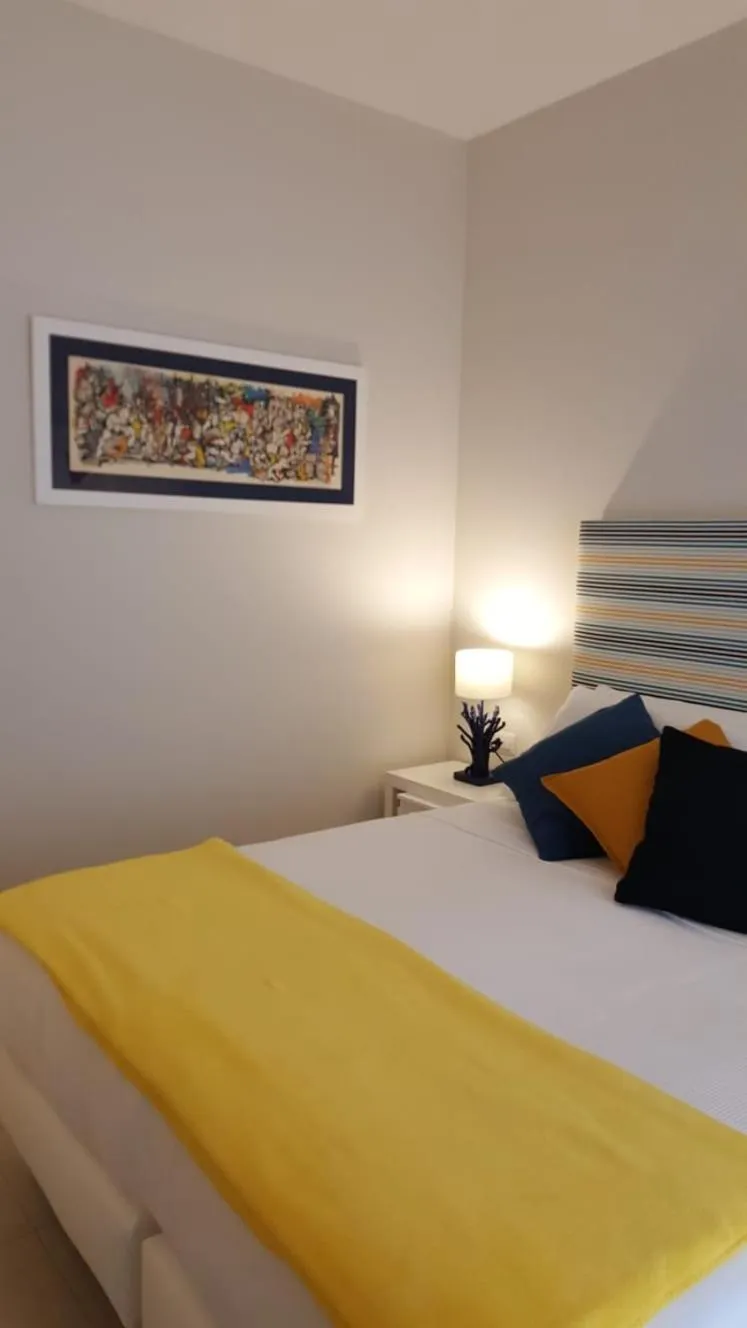 Bed in Sorrento ResArt Suite