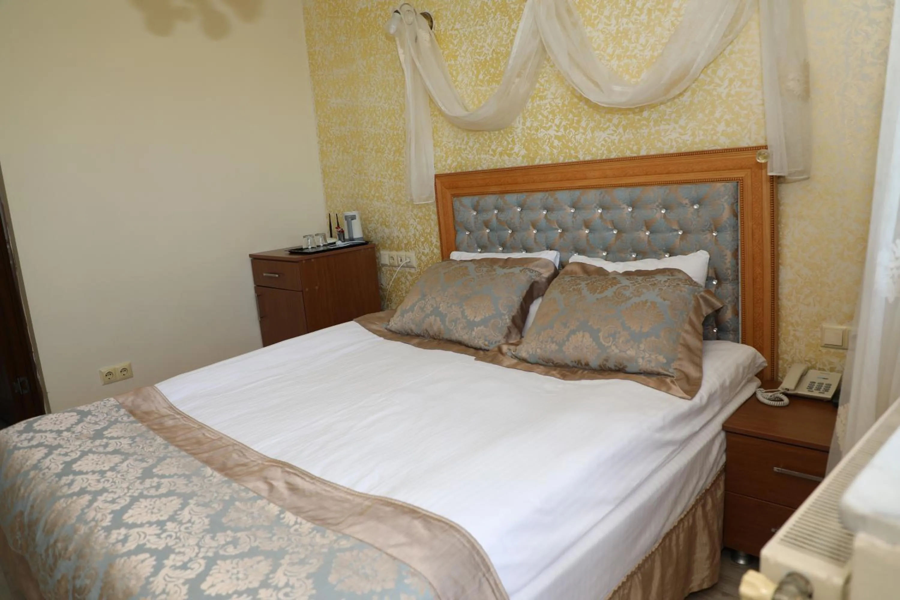 Bed in Seahouse Suites