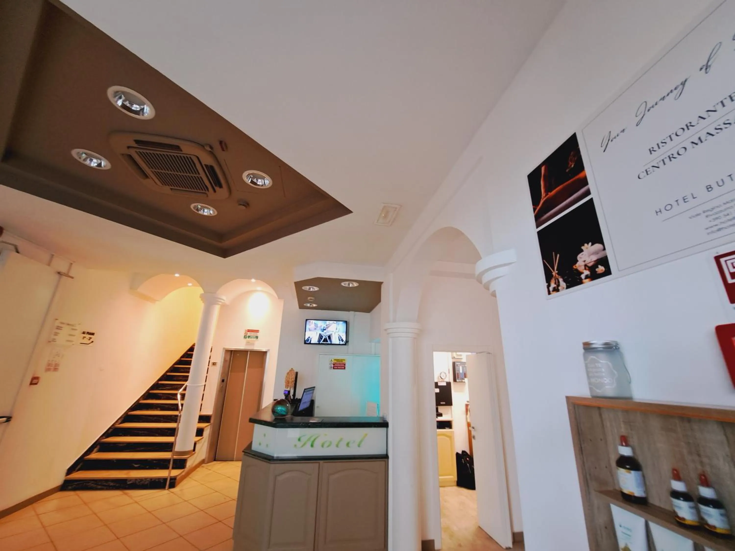 Lobby or reception in Hotel Butterfly Wellness & Spa