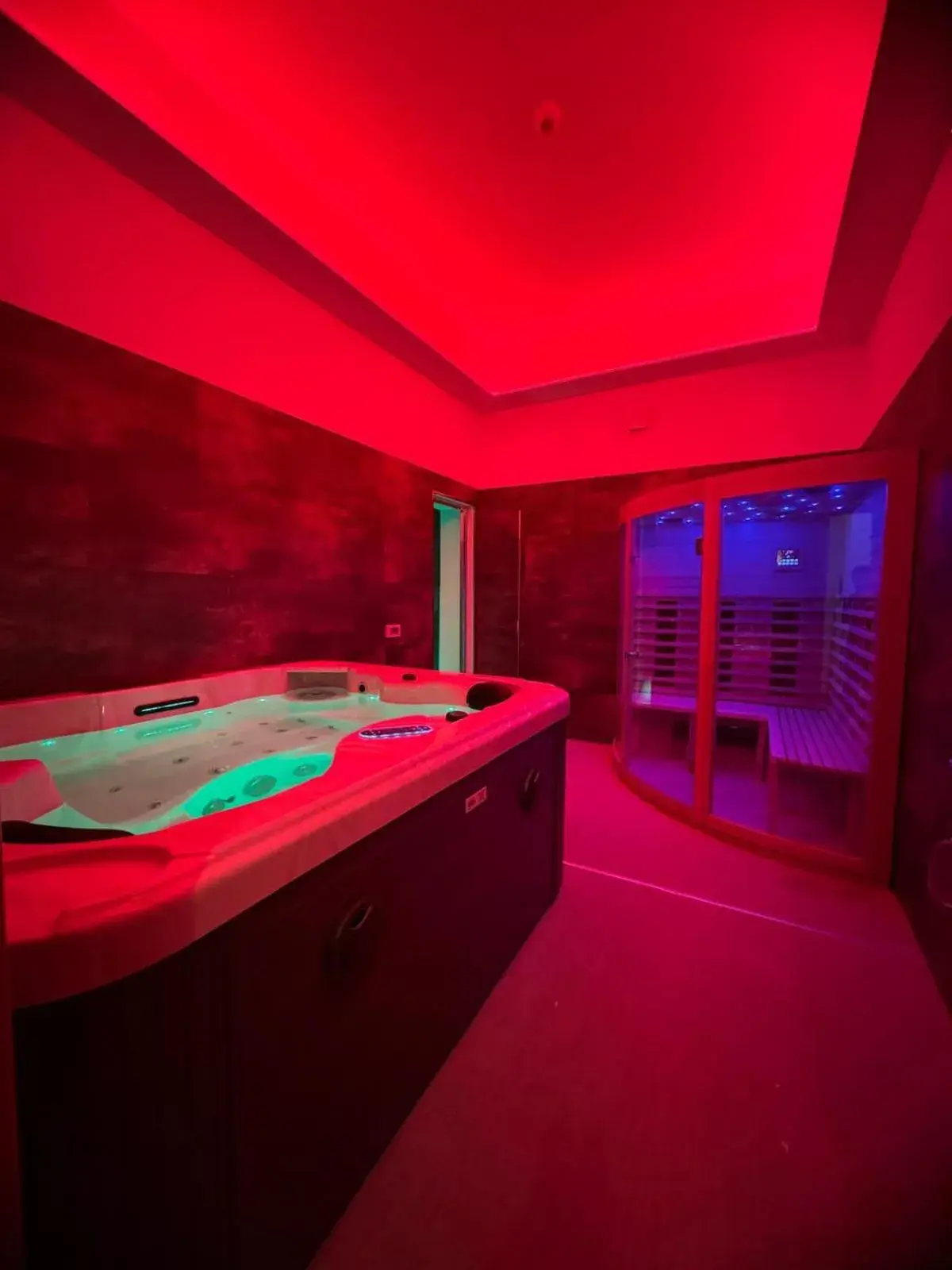 Spa and wellness centre/facilities, Bathroom in Hotel Butterfly