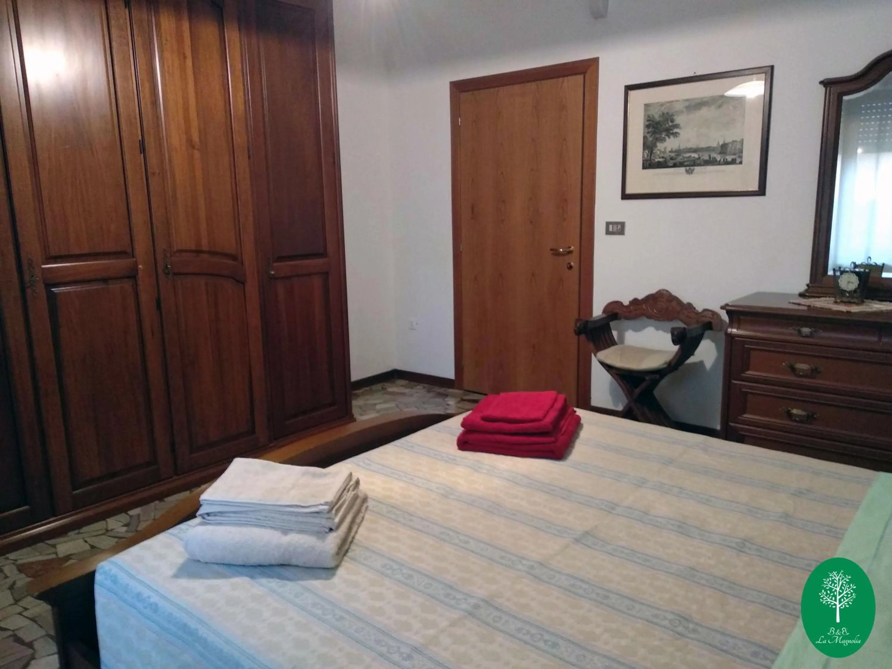 Photo of the whole room in B&B La Magnolia