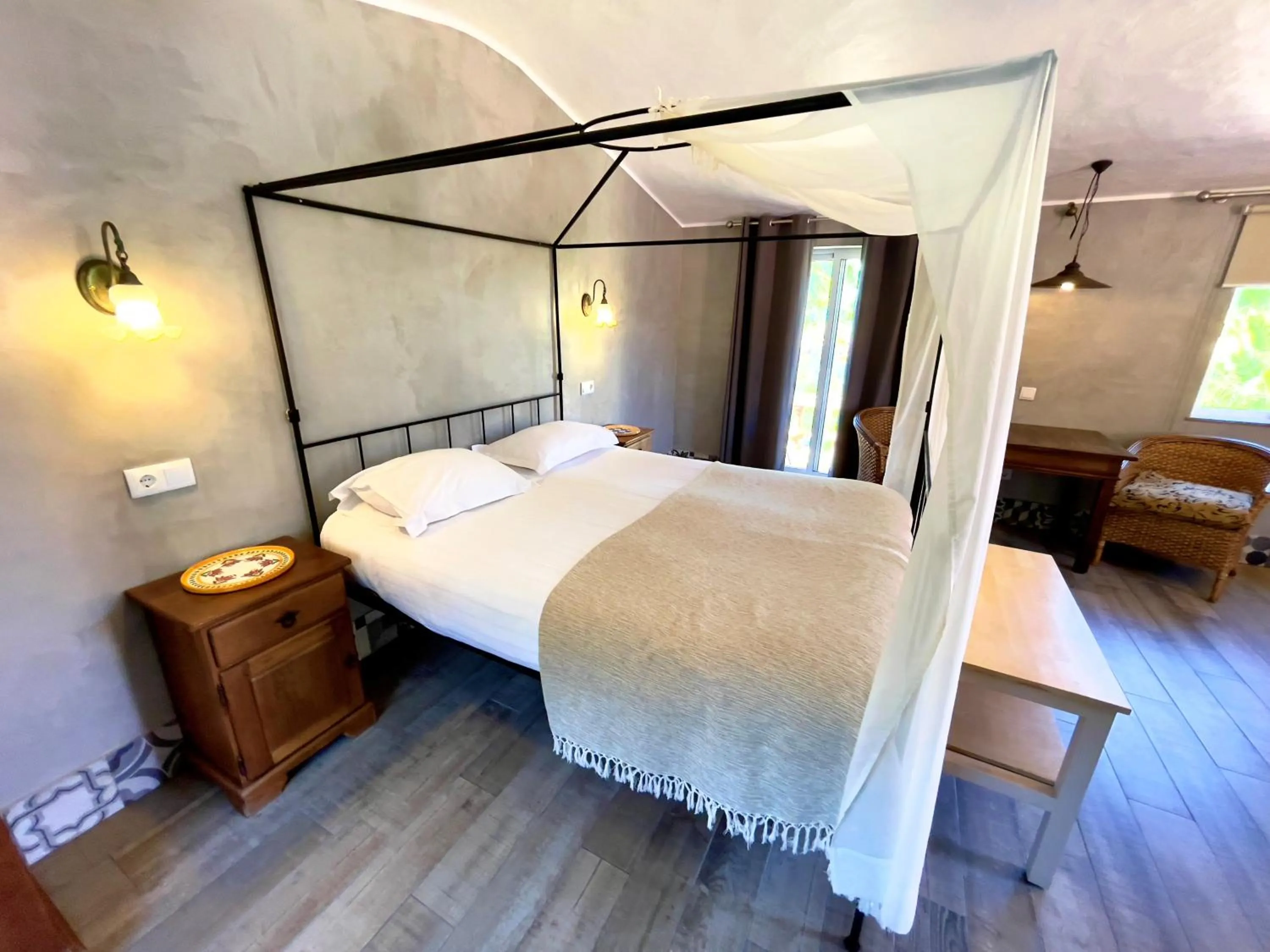 Bedroom, Bed in Quinta do Mar - Country & Sea Village
