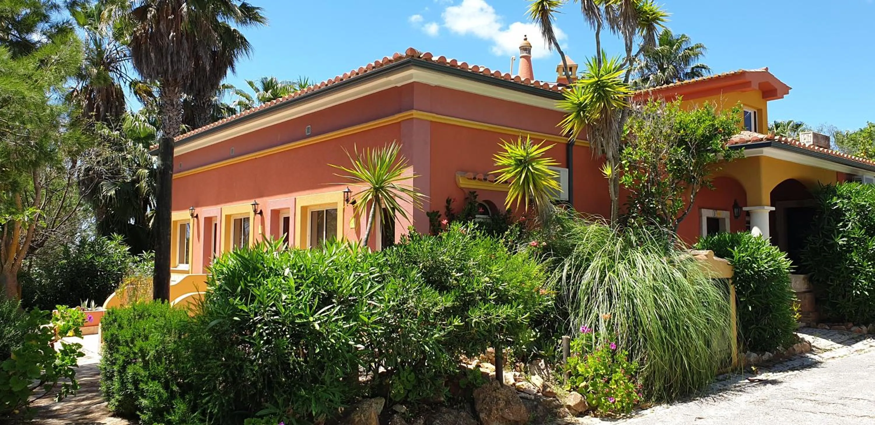Facade/entrance in Quinta do Mar - Country & Sea Village