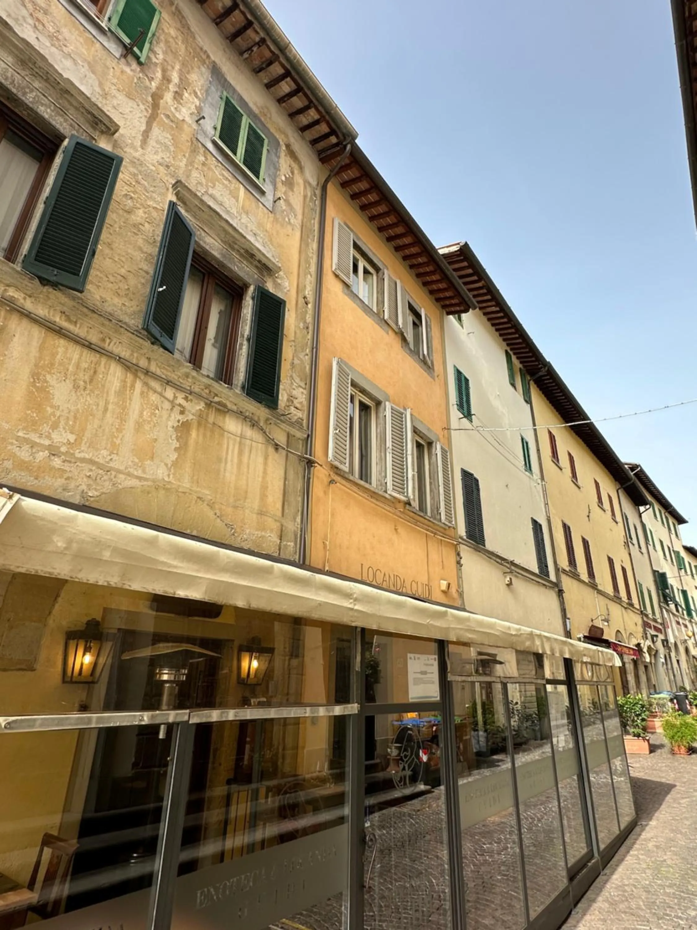 Property building in Locanda Guidi